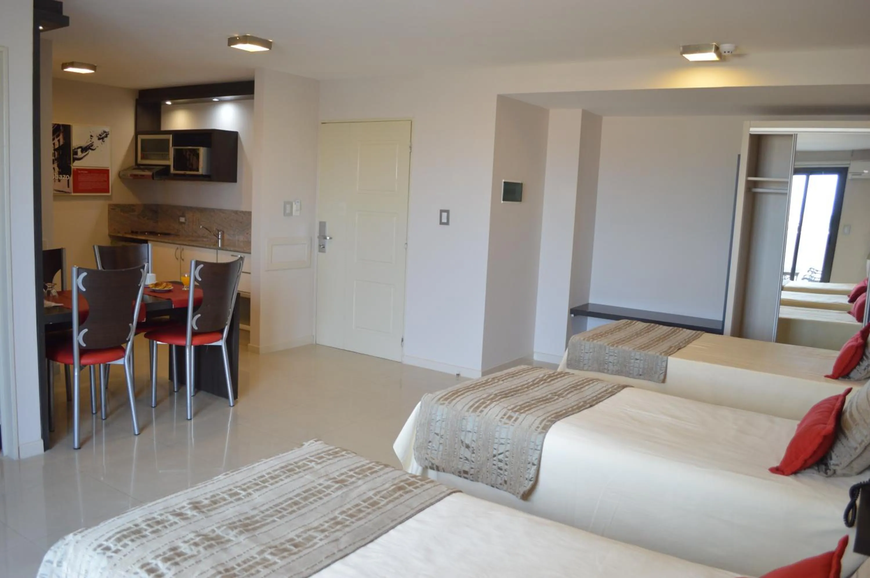 Photo of the whole room, Bed in Sol de Piedra Apart, Suites & Spa