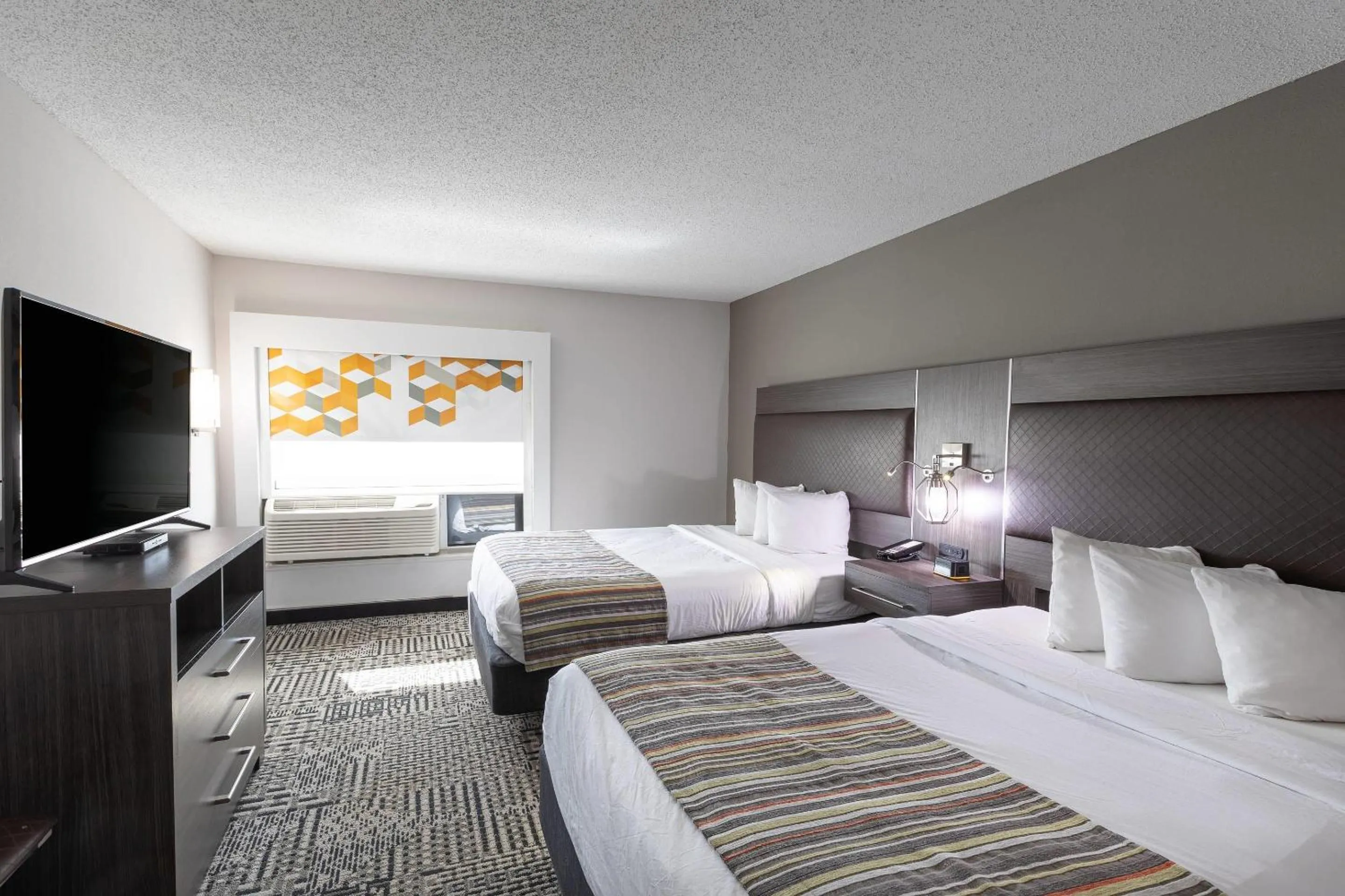 Bedroom, Bed in Country Inn & Suites by Radisson, Lake Norman Huntersville, NC