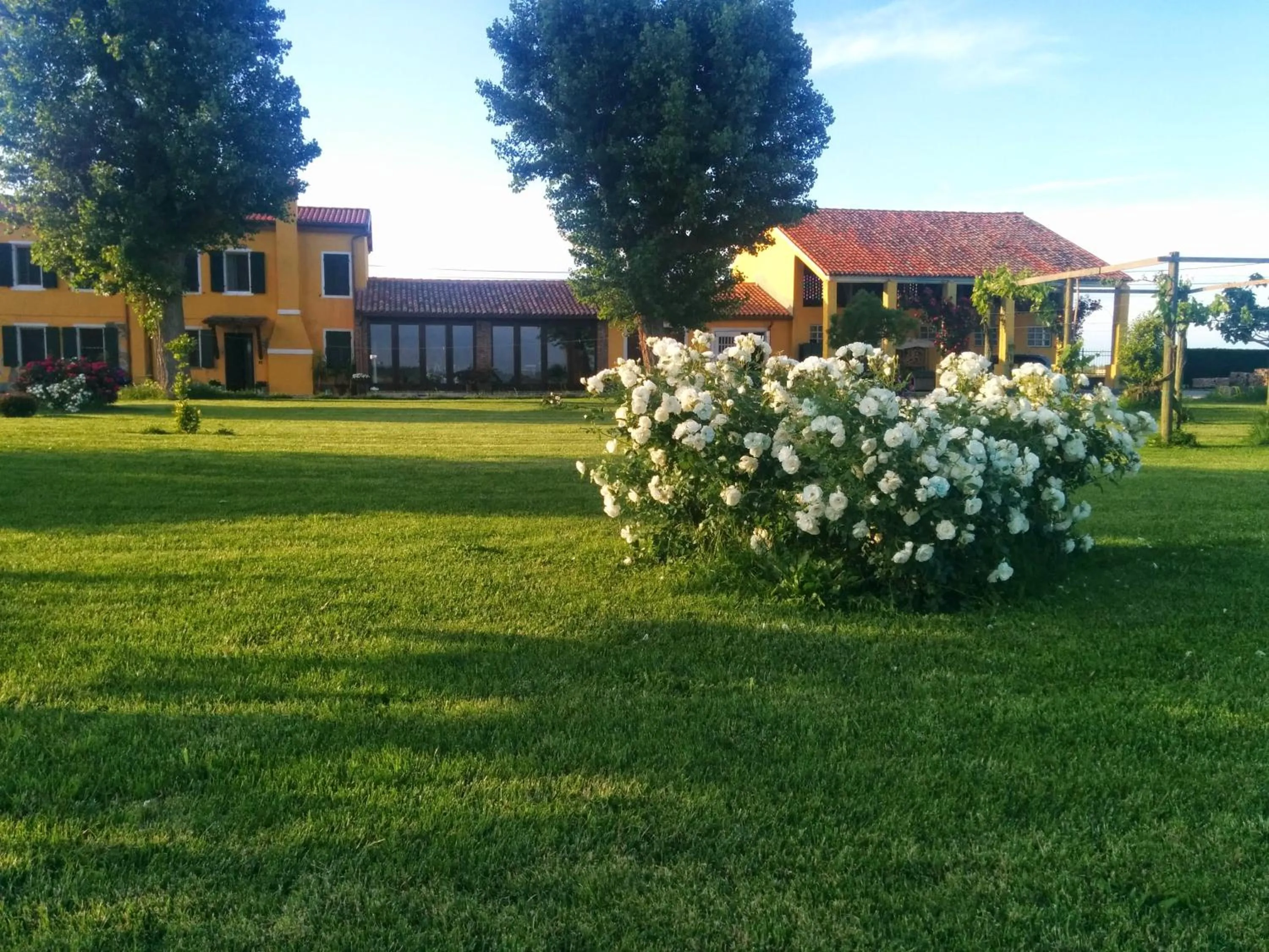 Property building in Antica Vigna
