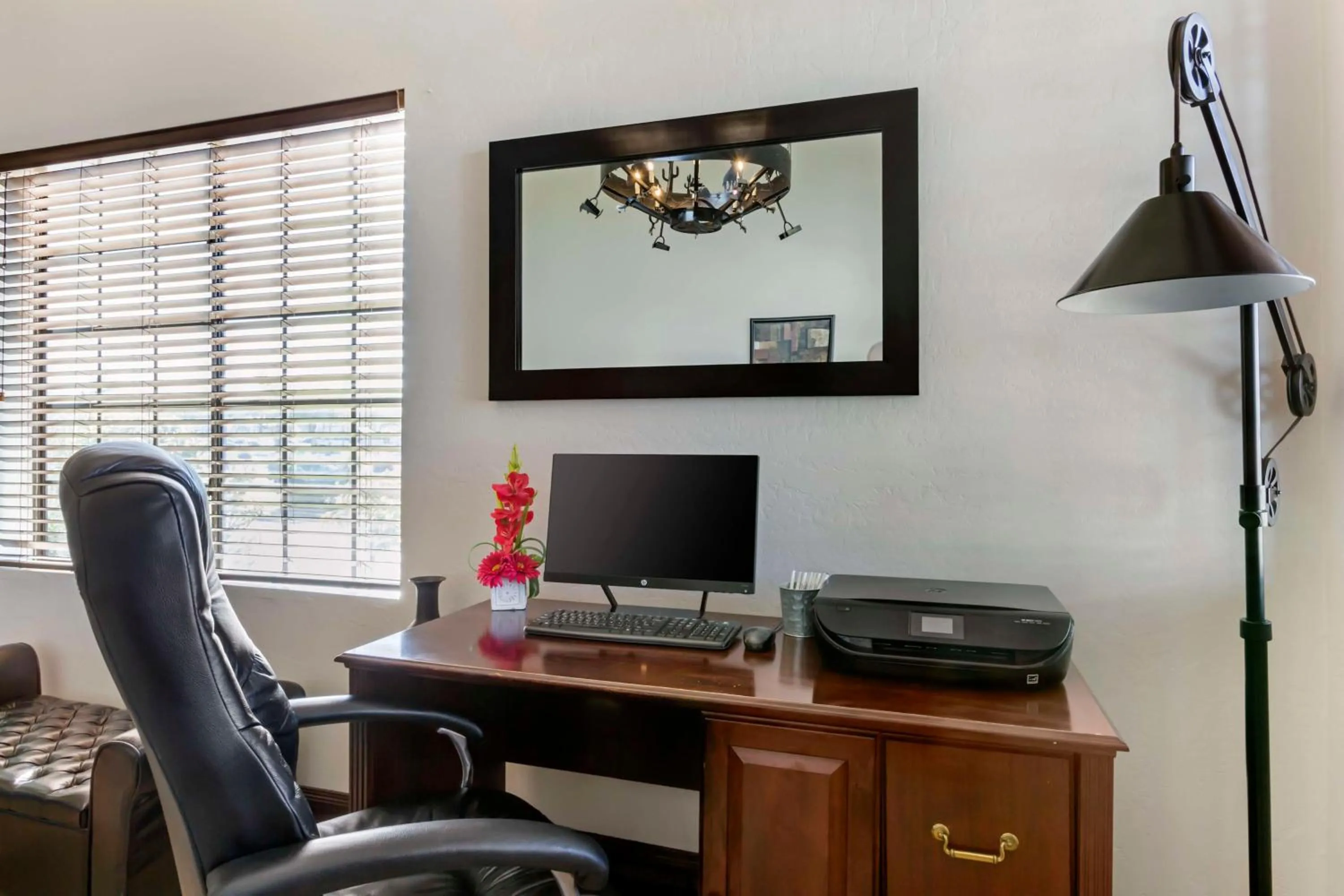 Business facilities in Best Western Superstition Springs Inn