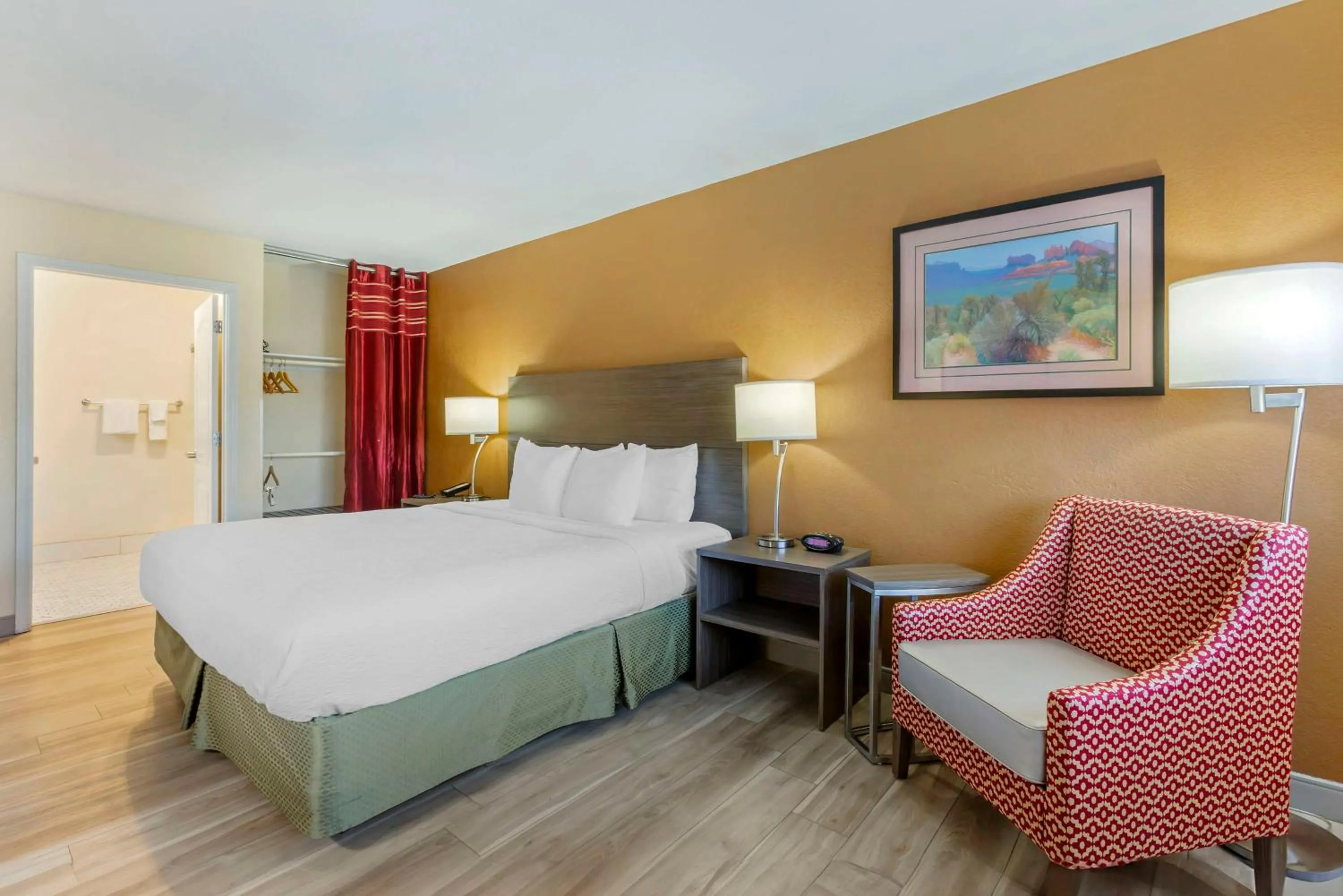 Bedroom, Bed in Best Western Superstition Springs Inn