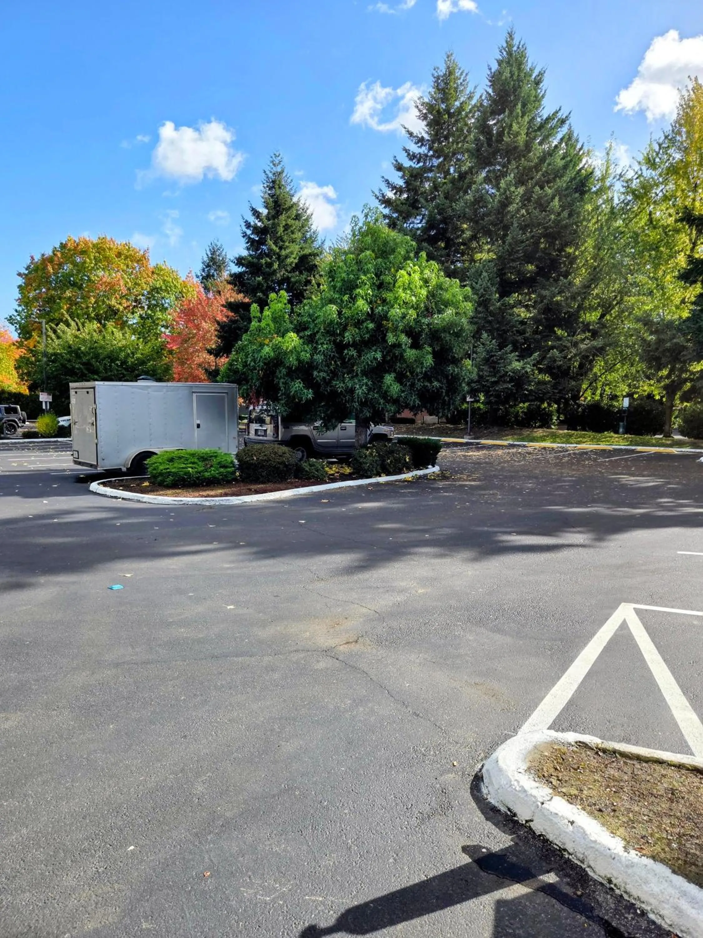 Parking in Quality Inn & Suites Wilsonville
