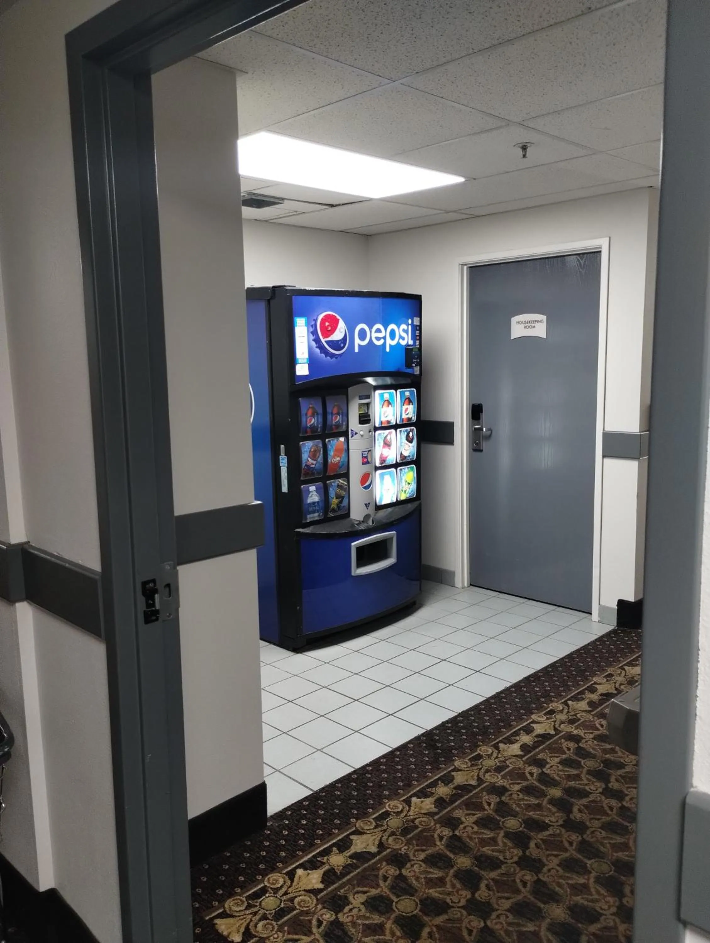 vending machine in Quality Inn & Suites Wilsonville