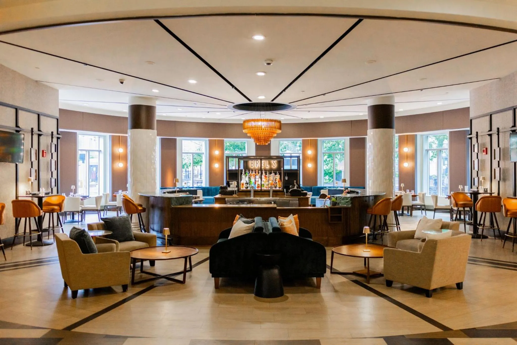 Restaurant/places to eat in Crowne Plaza Cleveland at Playhouse Square by IHG