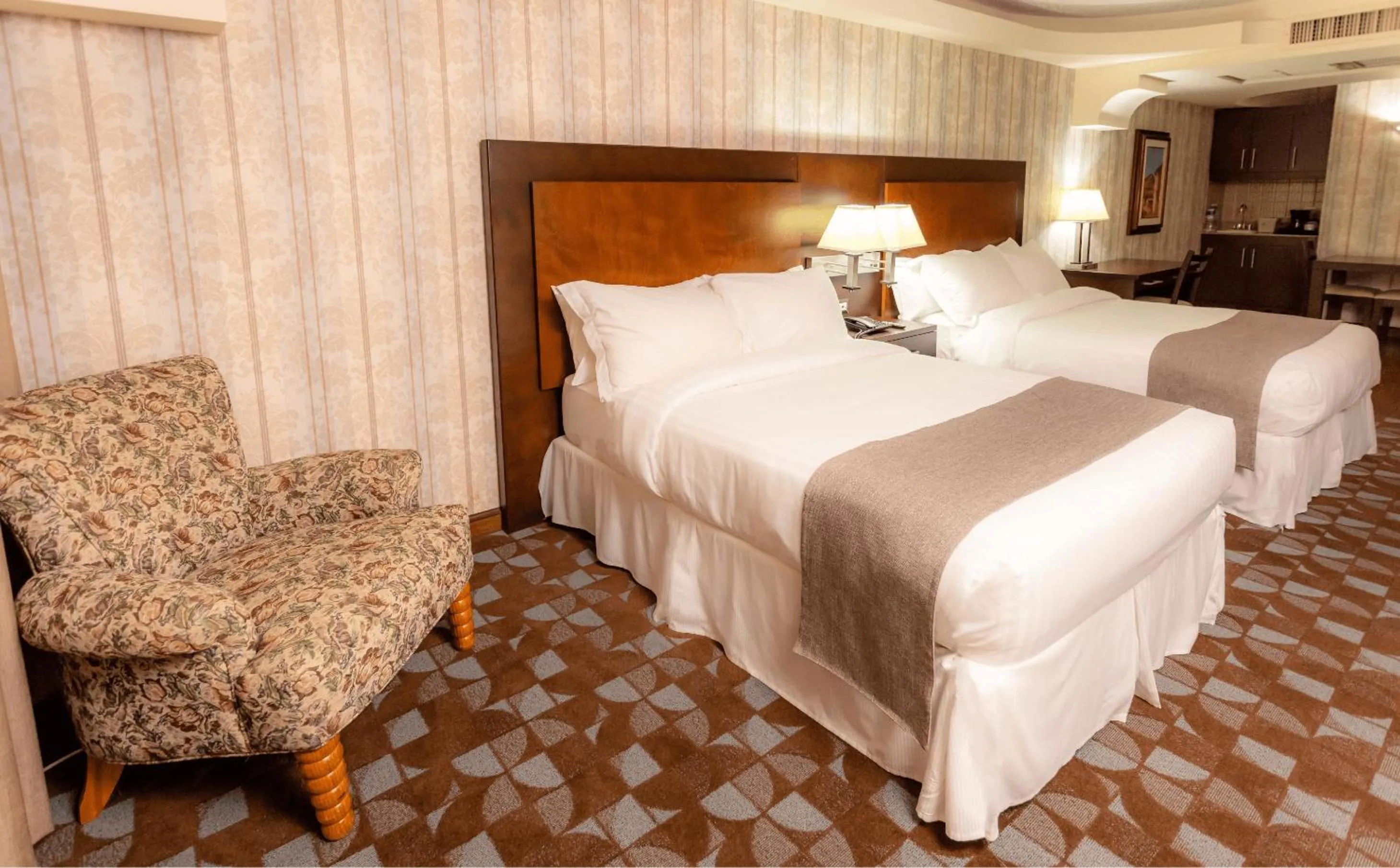 Bedroom, Bed in Hotel Plaza San Martin