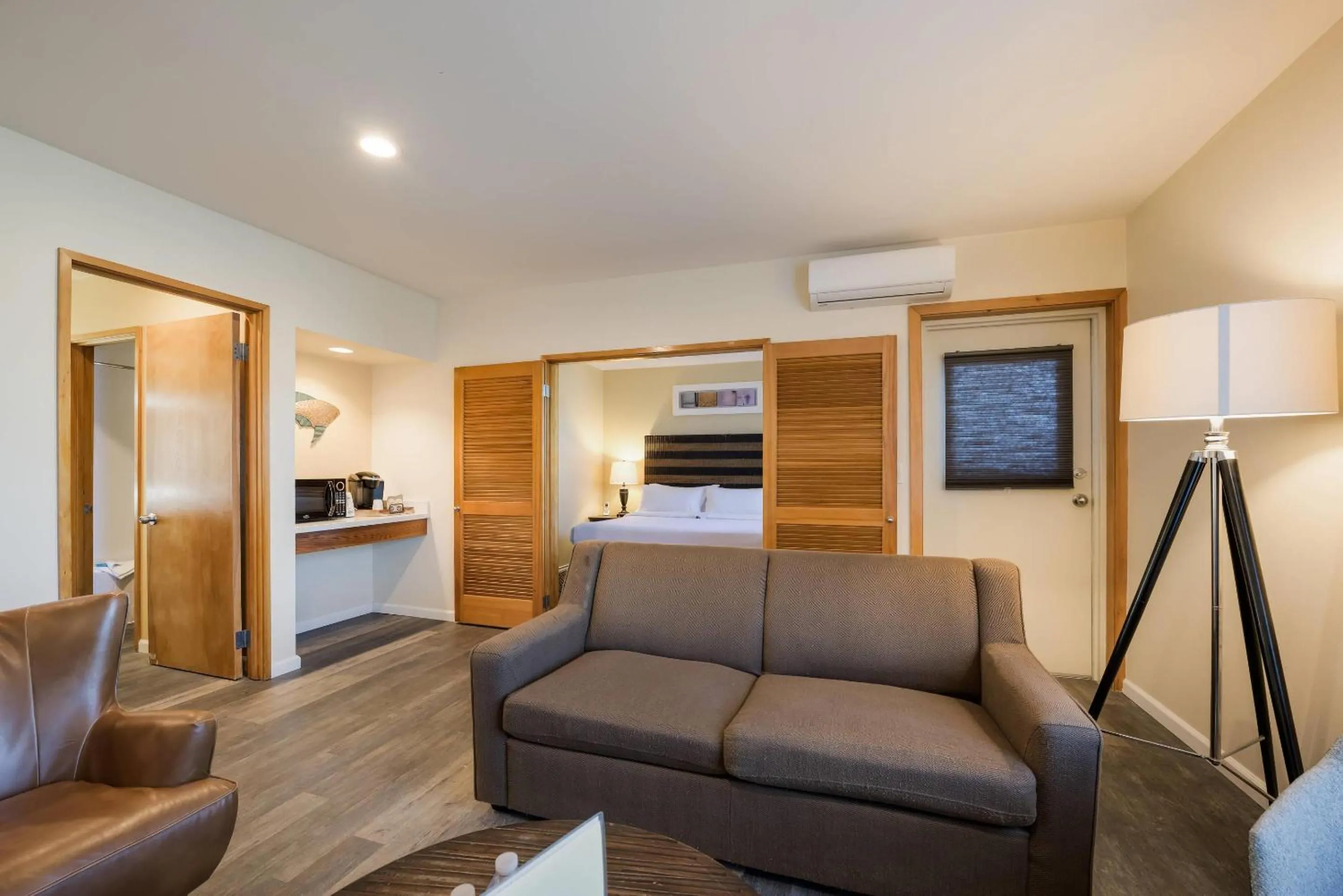 Bedroom, Bed in Inn at Port Gardner-Everett Waterfront, Ascend Hotel Collection