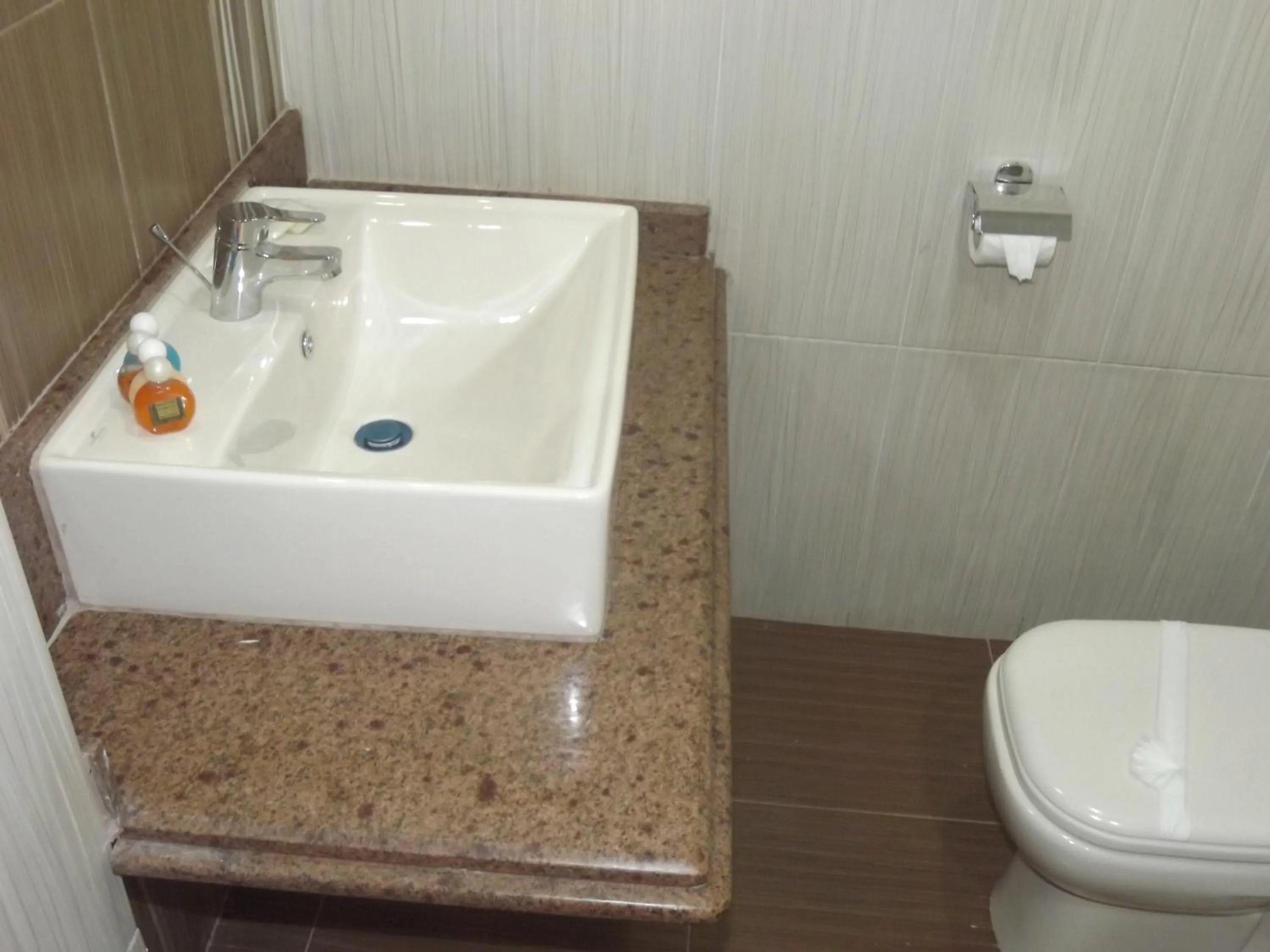 Bathroom in Mayorca Hotel Cairo