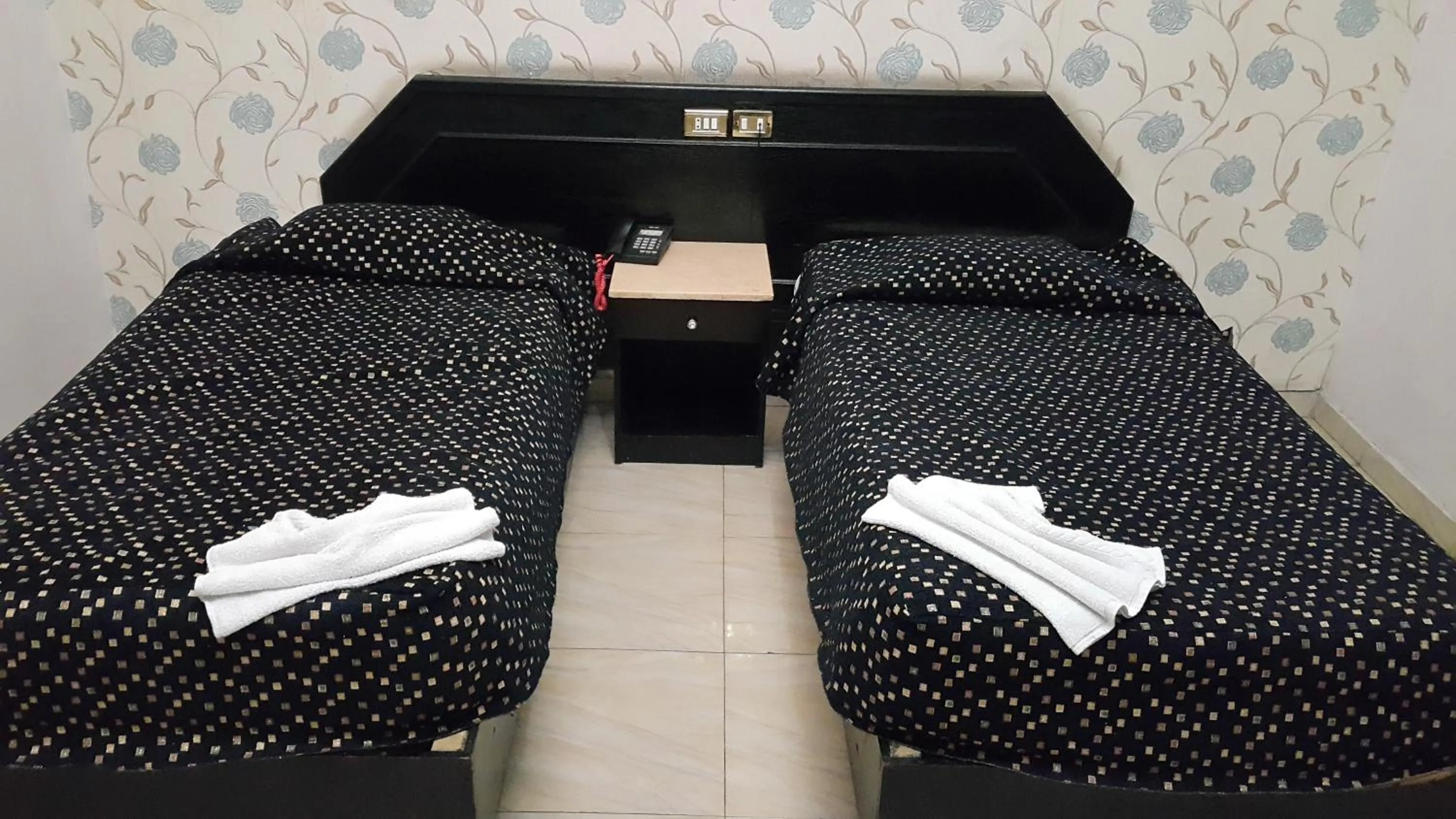 Bed in Mayorca Hotel Cairo