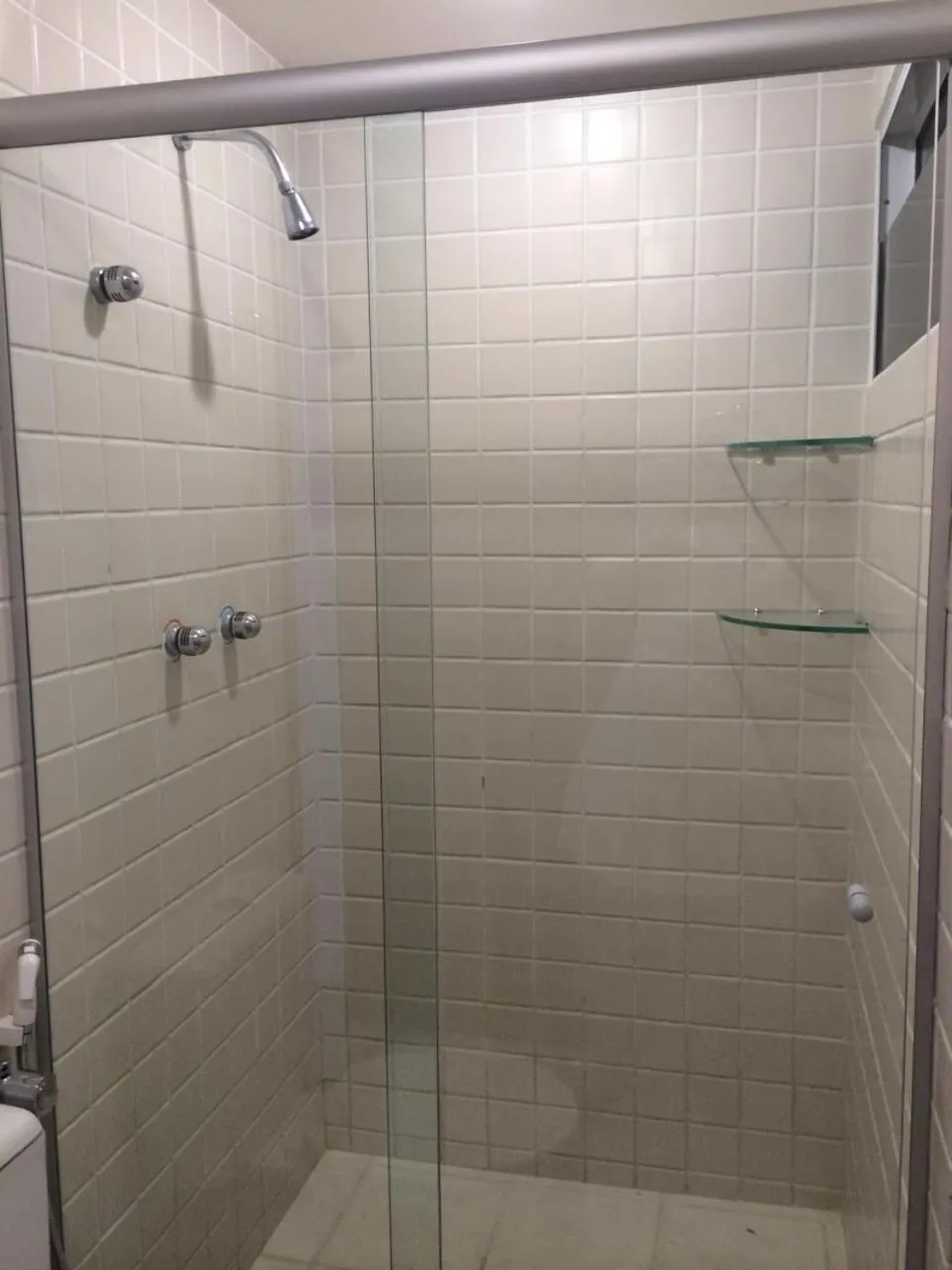 Shower in Muro Alto Marupiara Flats Porto de Galinhas