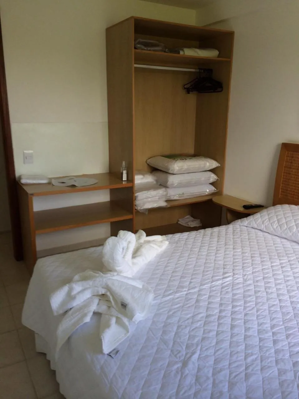 Bedroom, Bed in Muro Alto Marupiara Flats Porto de Galinhas