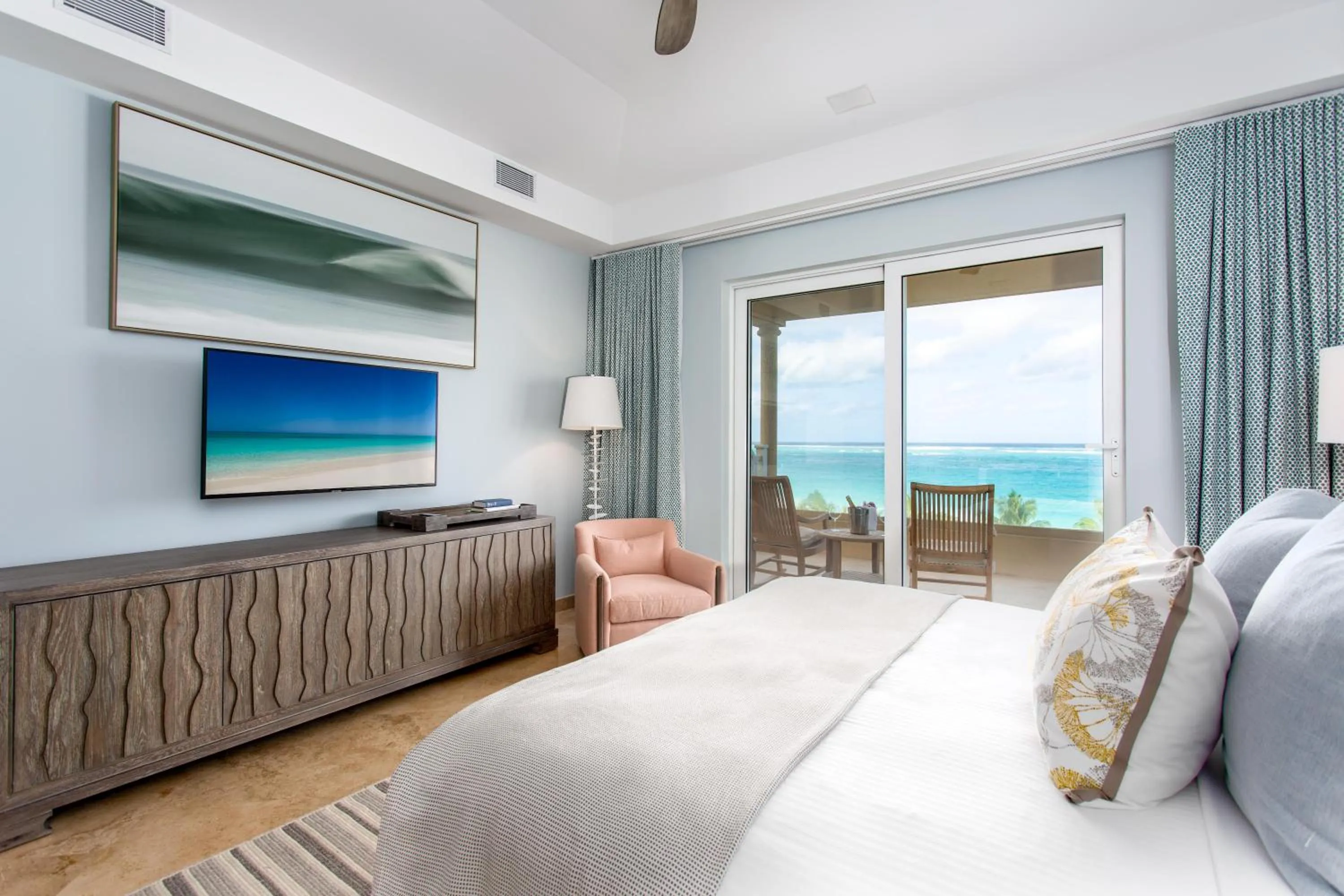 Bed in Grace Bay Club