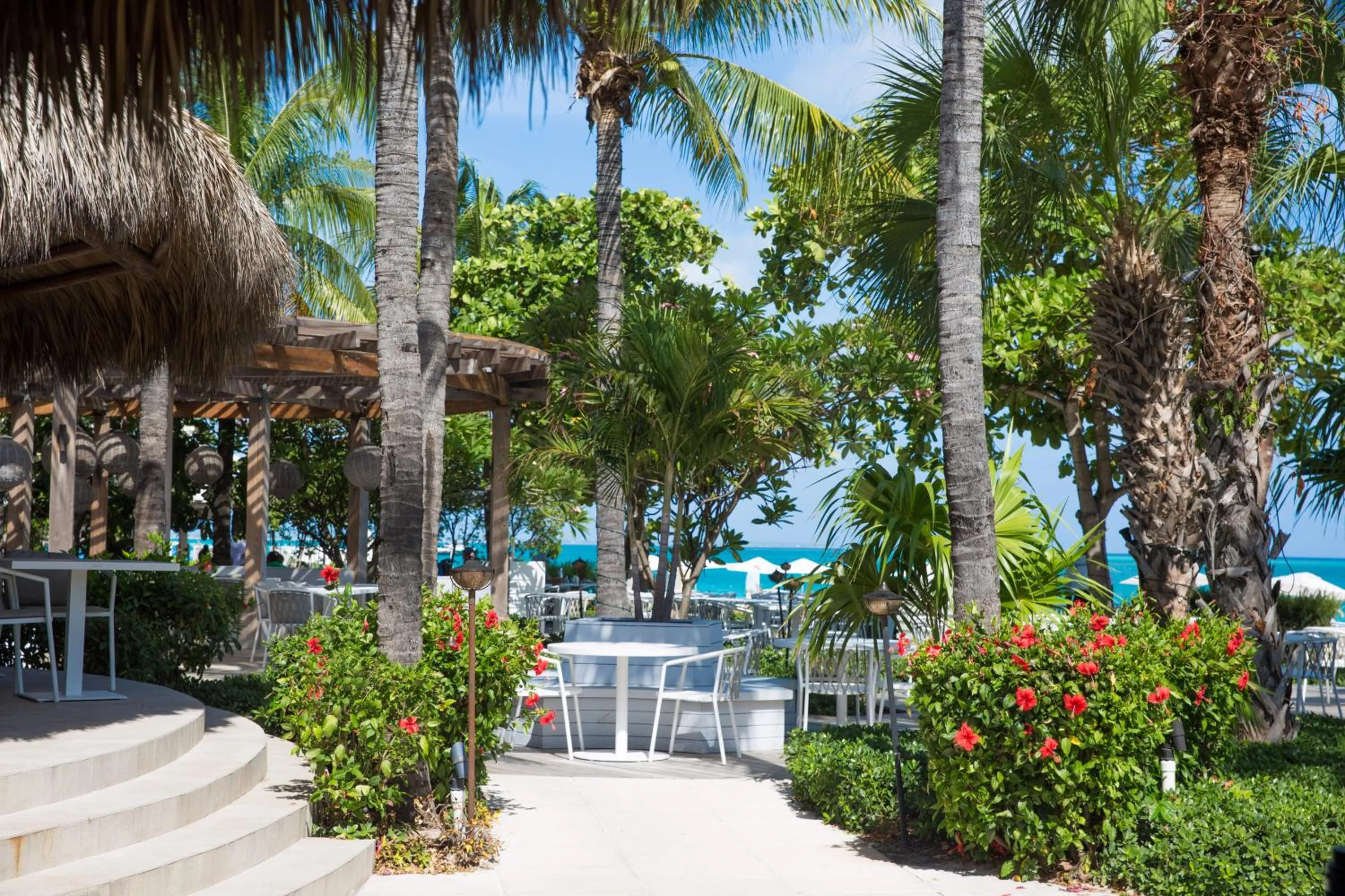 Restaurant/places to eat in Grace Bay Club