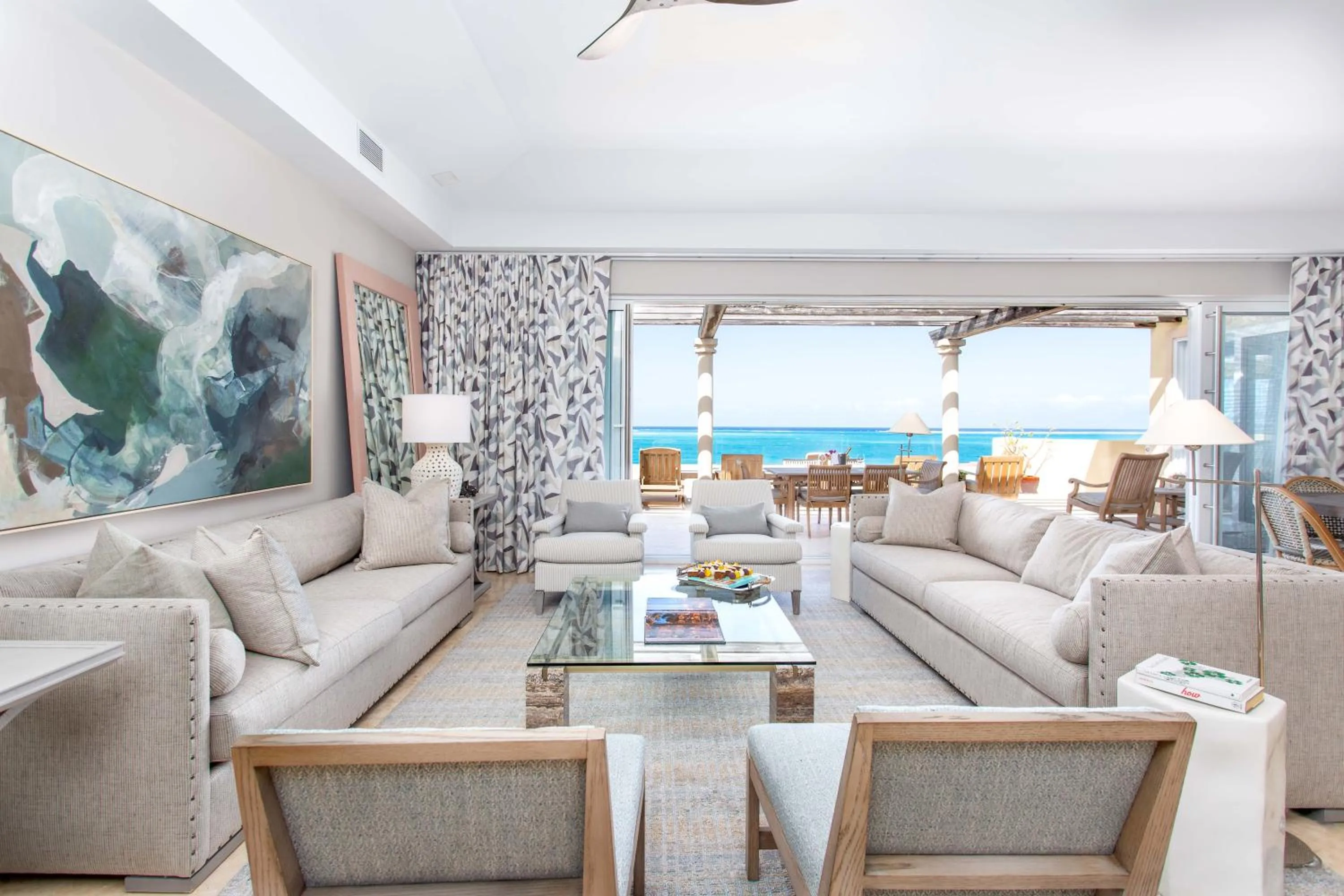 Living room in Grace Bay Club
