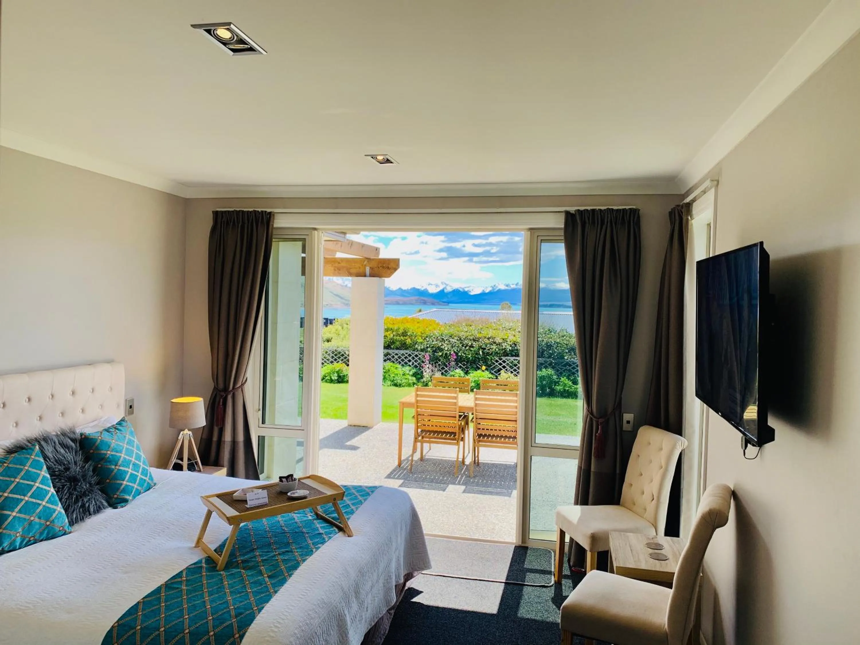 Photo of the whole room in Tekapo Heights