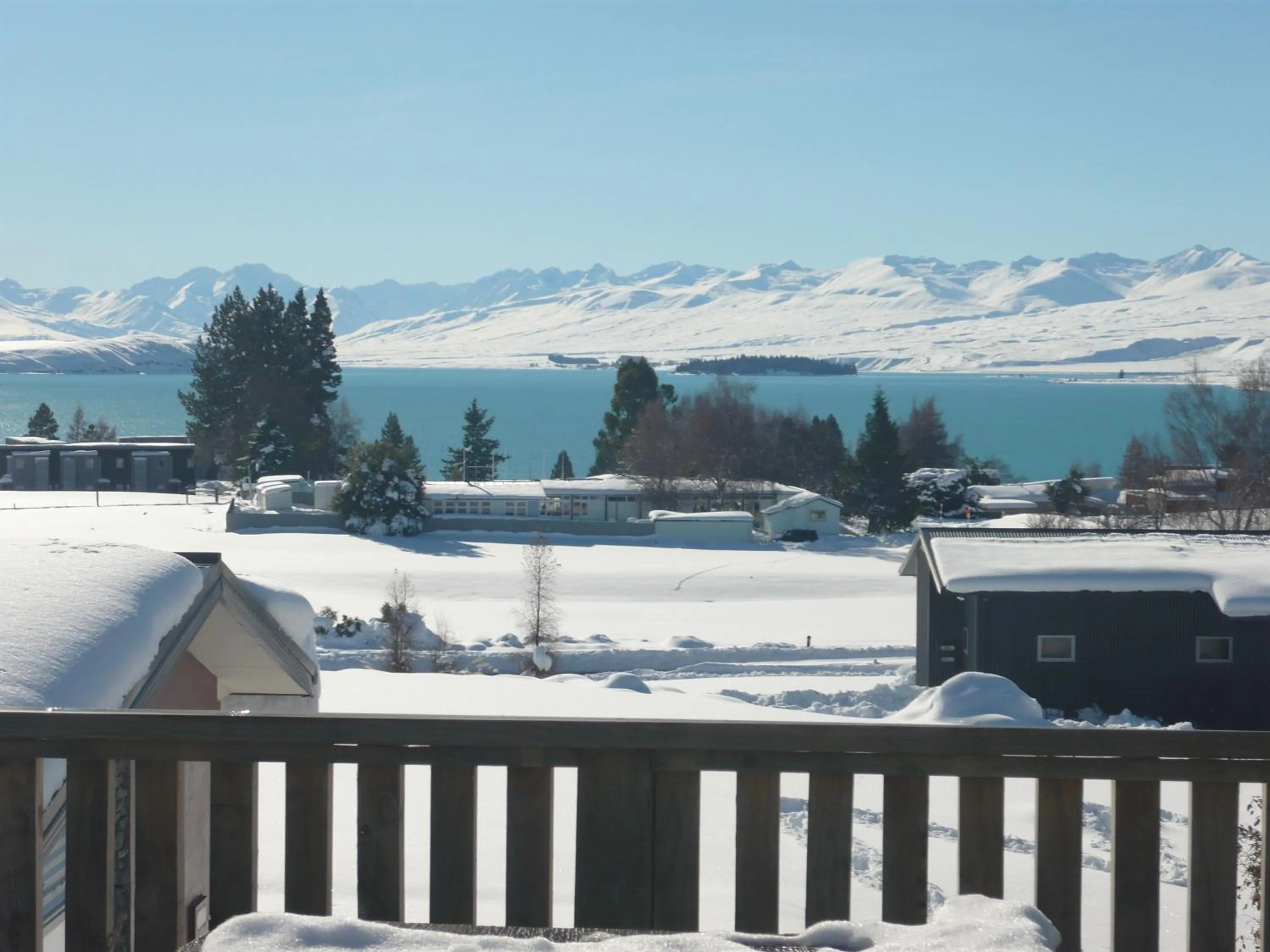 Lake view in Tekapo Heights