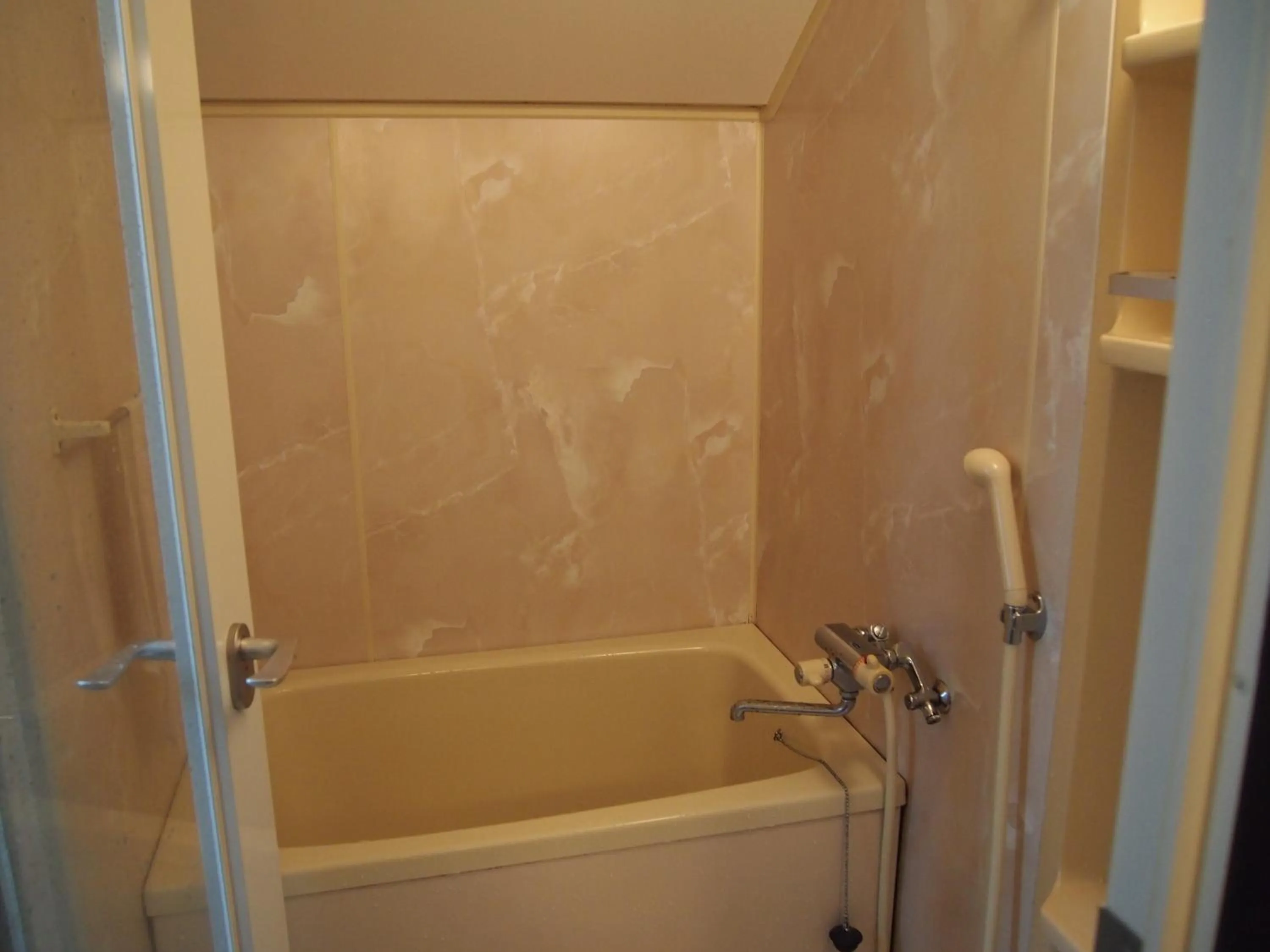 Shower in Guesthouse Canterbury