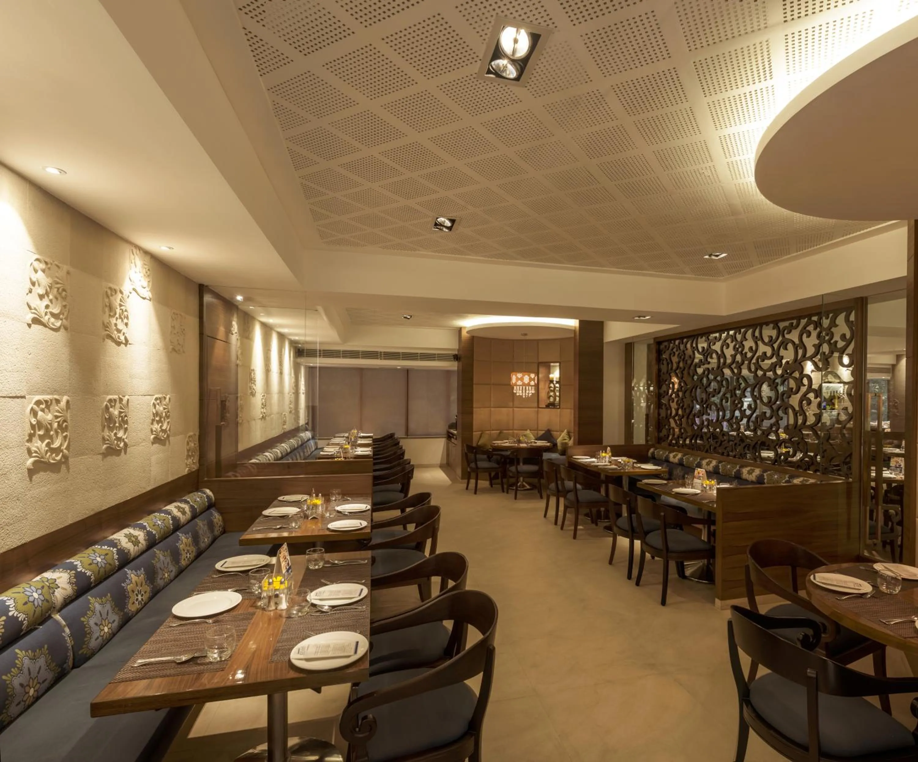 Restaurant/places to eat in Tunga International Hotel