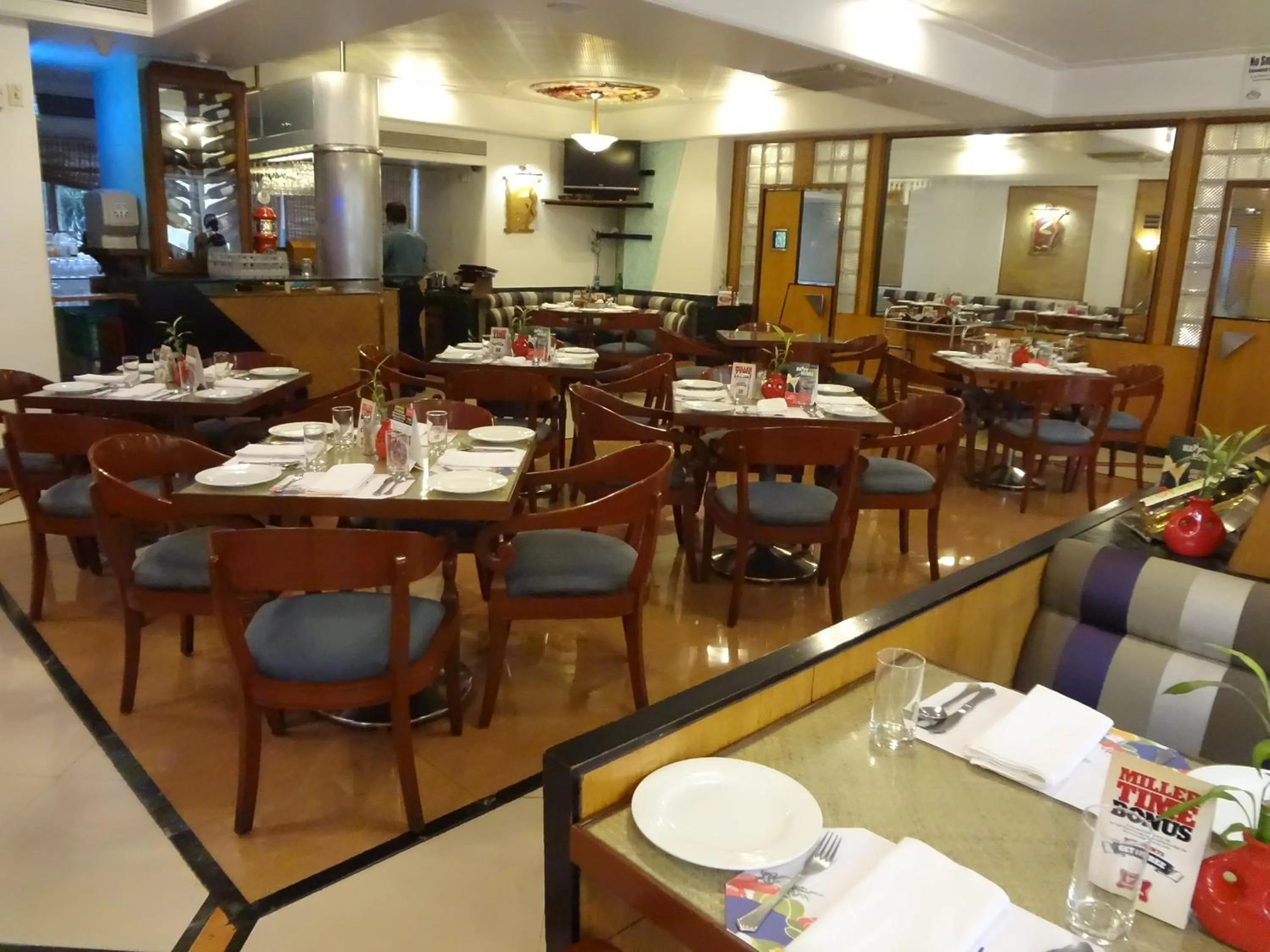 Restaurant/places to eat in Tunga International Hotel