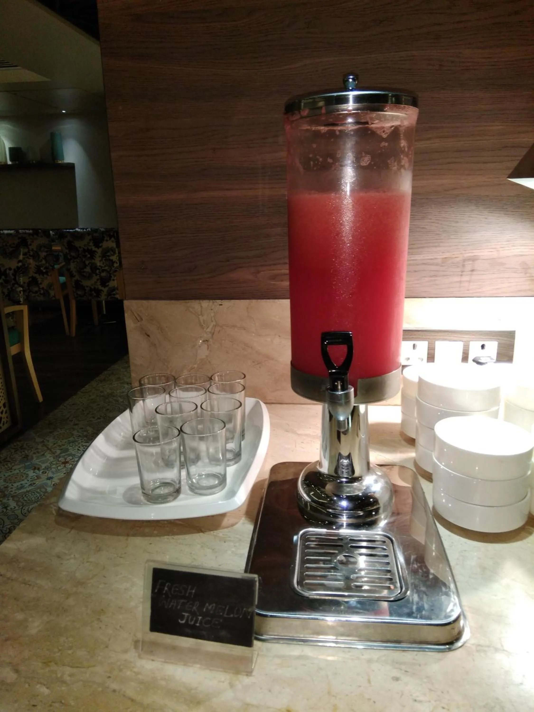 Buffet breakfast in Tunga International Hotel