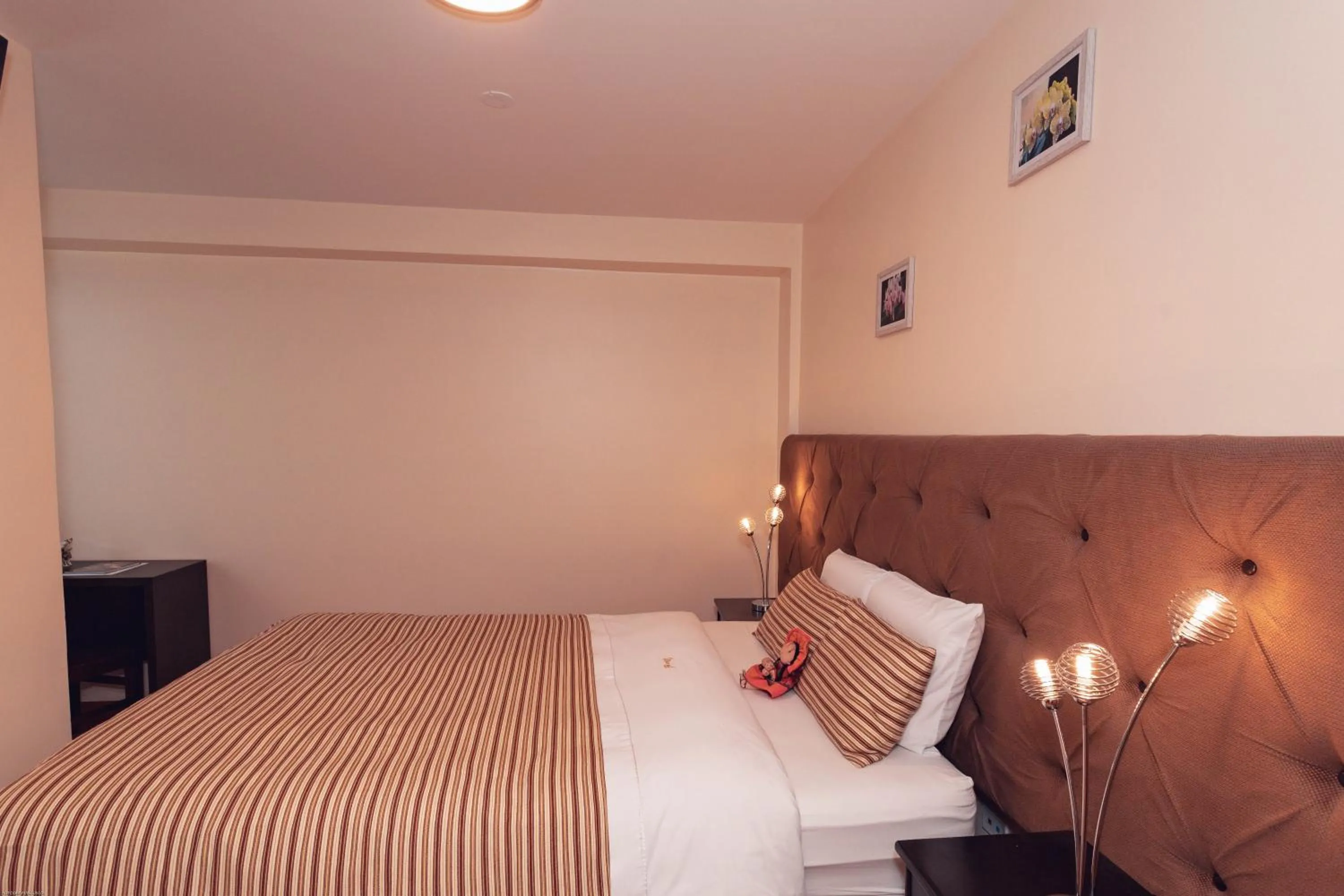 Bed in Hotel Las Quenas