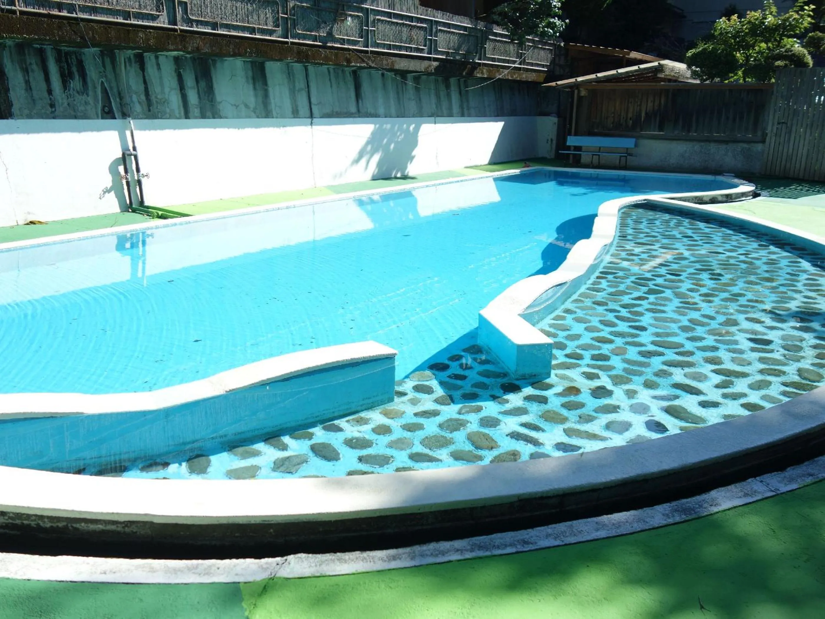 Pool view in Sakaya Ryokan Yoshina Onsen