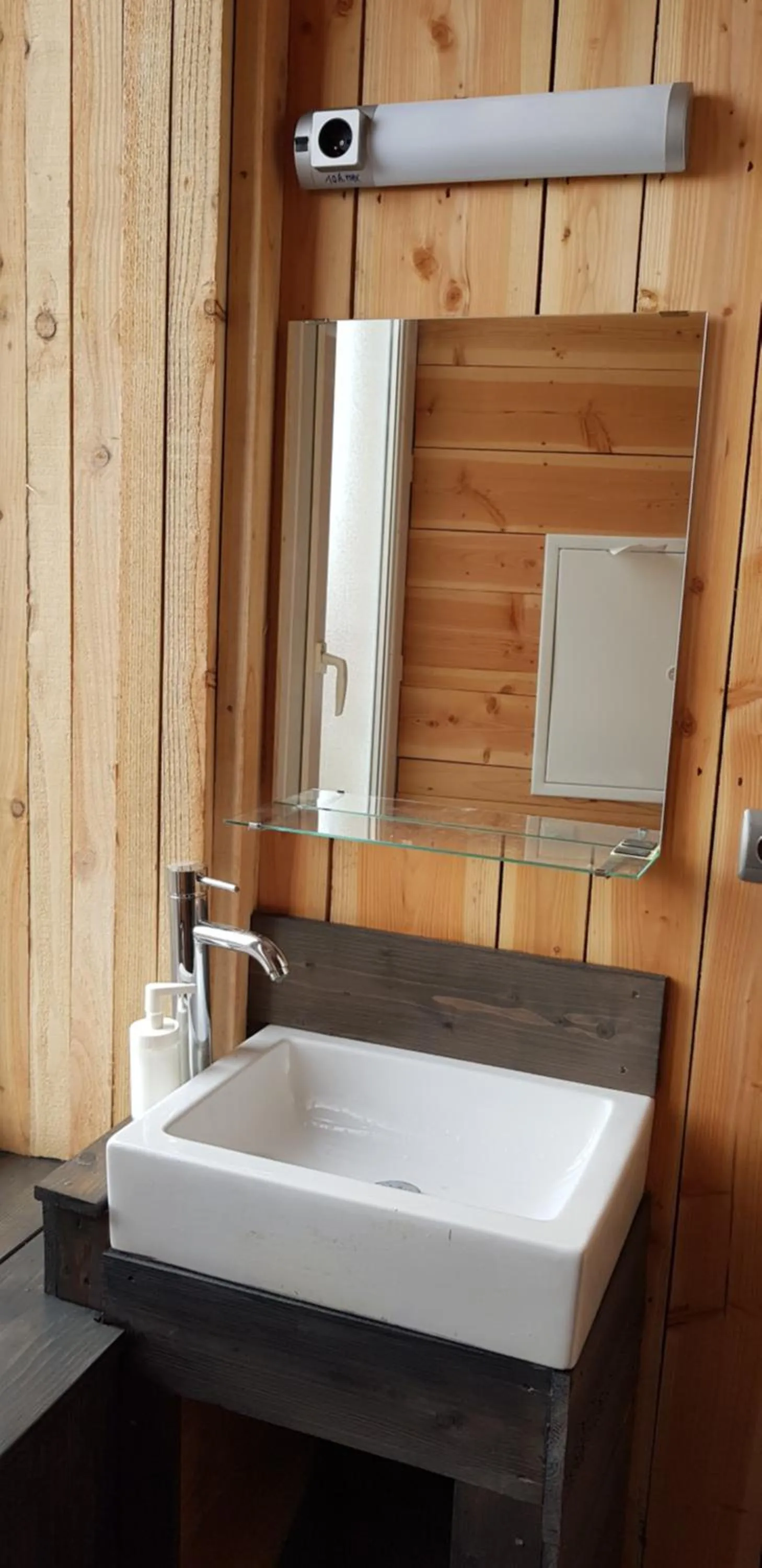 Bathroom in CABANE à DRINE