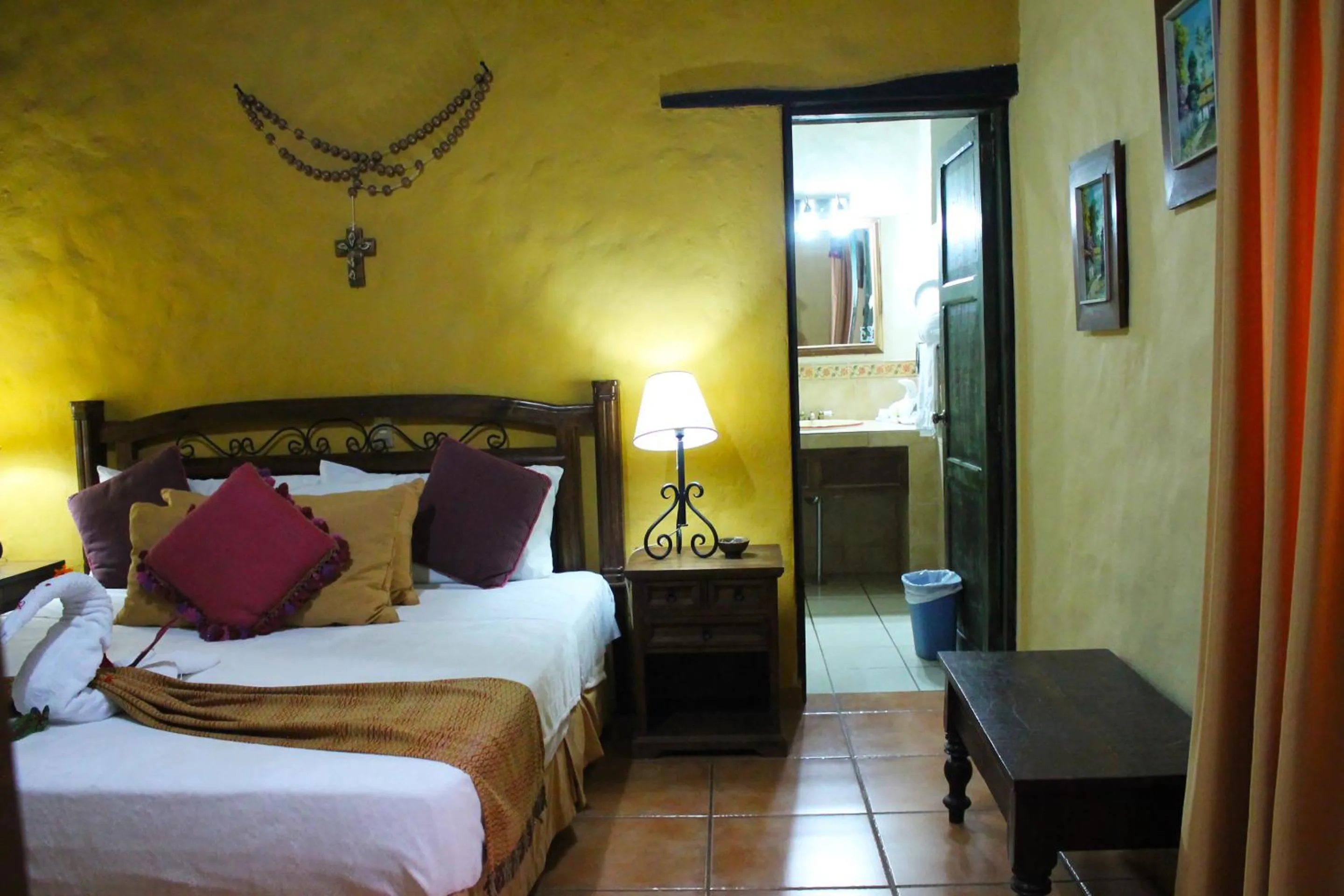 Bed in La Posada de Suchitlan