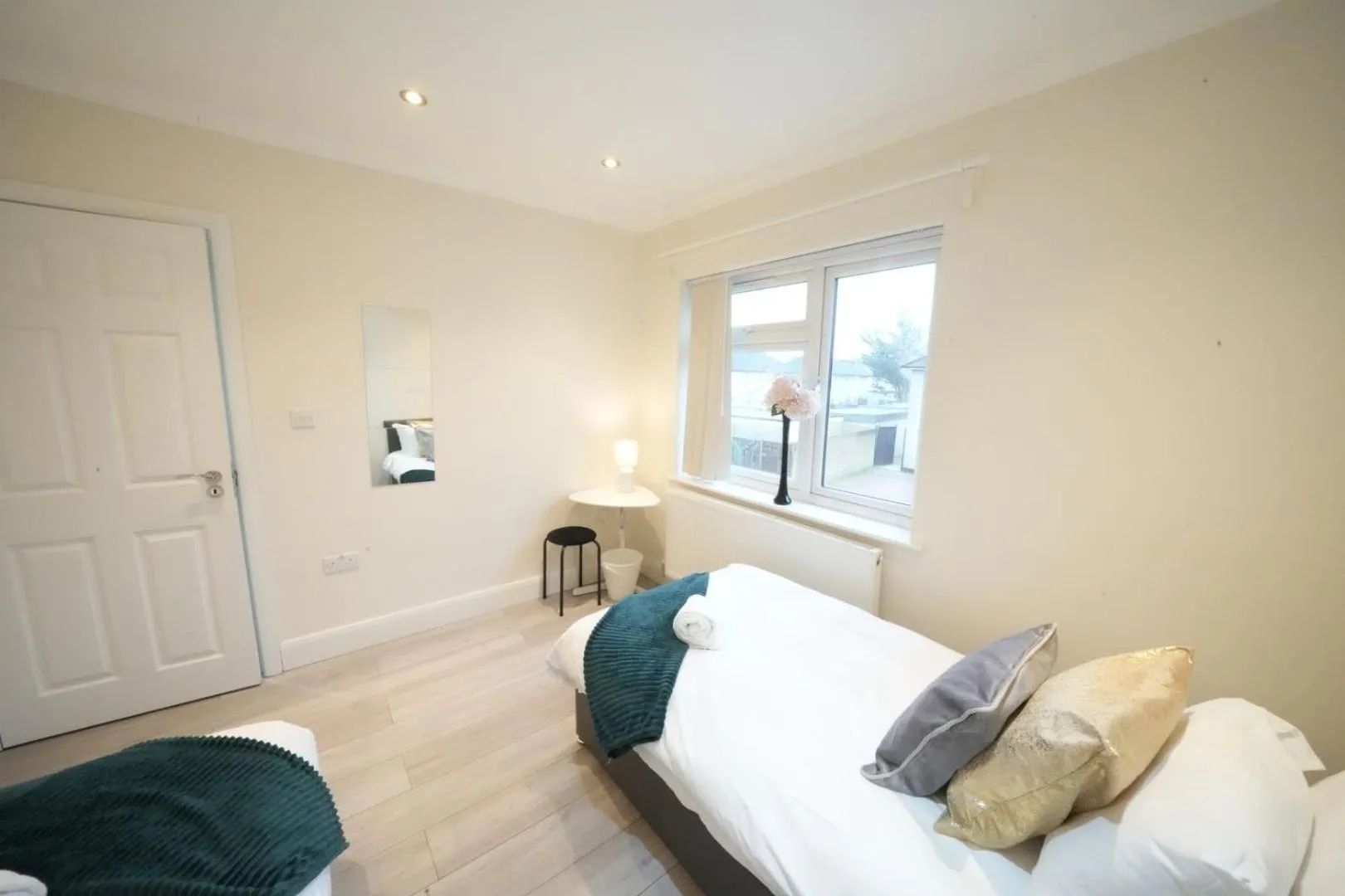 Bed in The Close Airport