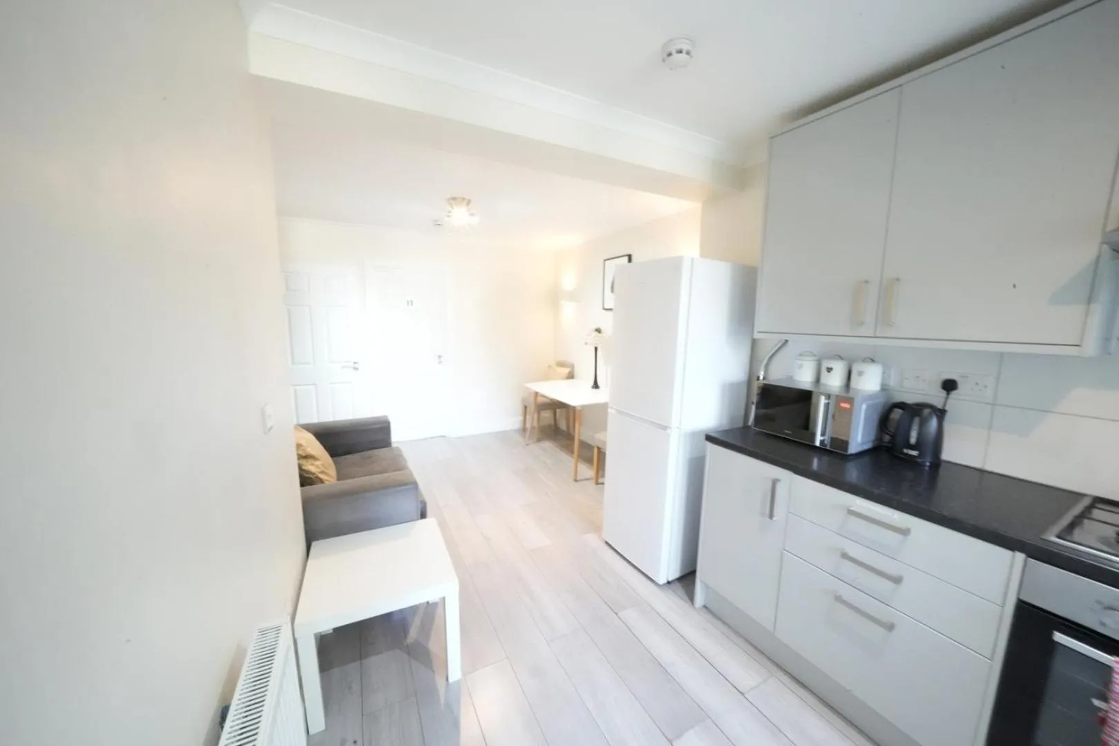 Coffee/tea facilities in The Close Airport