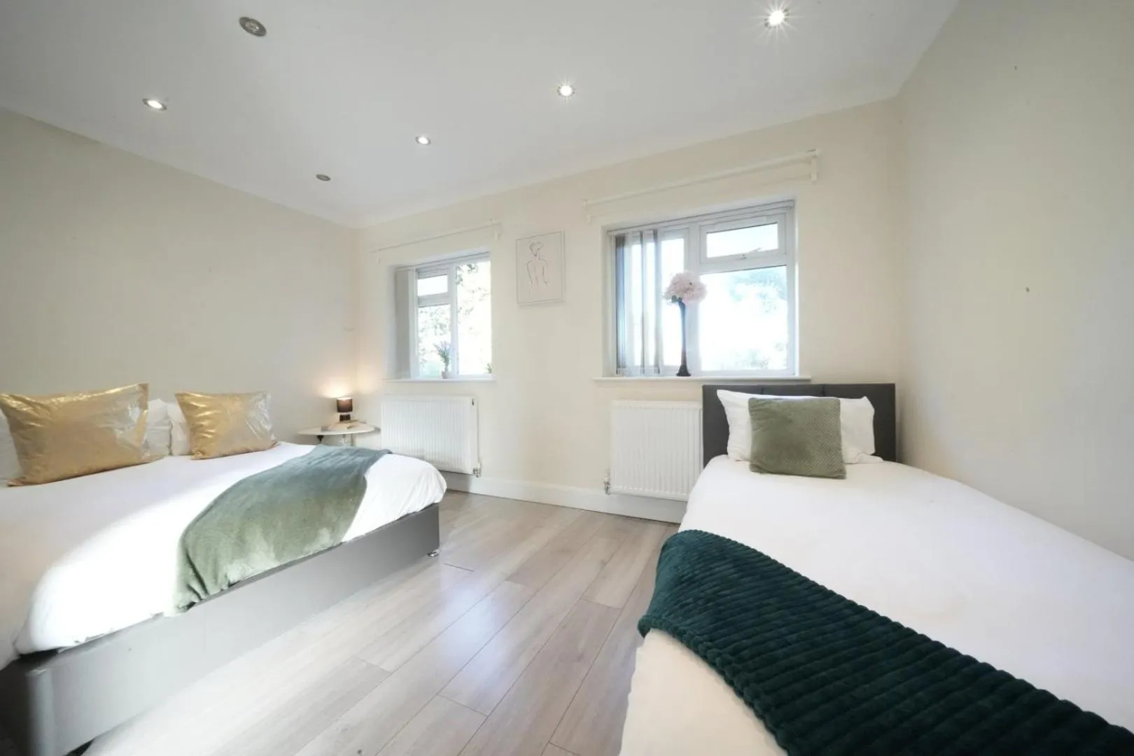 Bed in The Close Airport