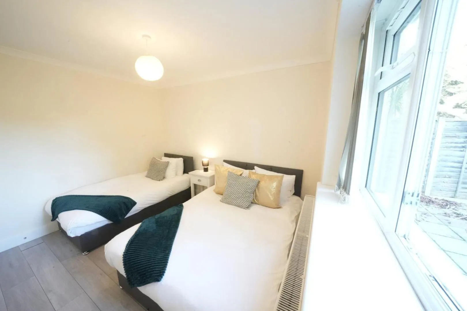 Bed in The Close Airport