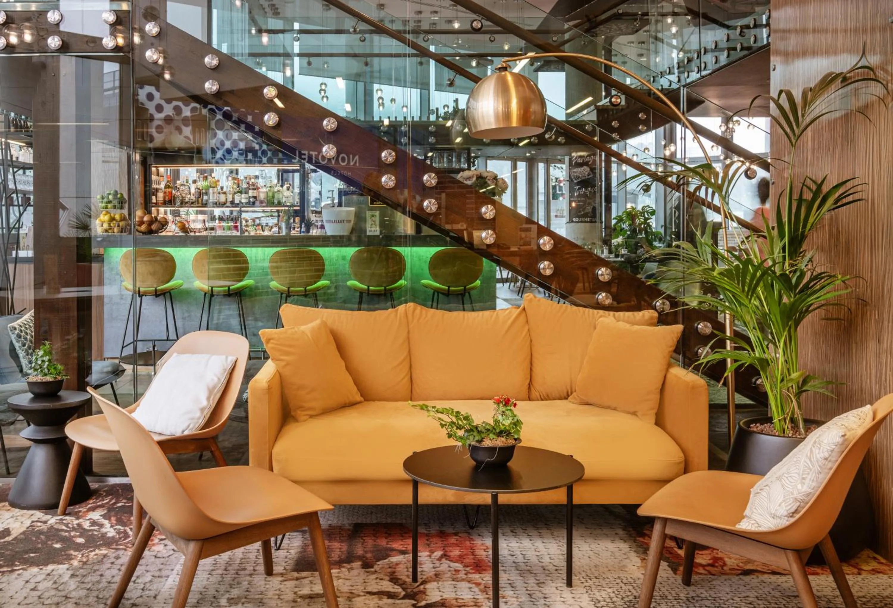 Seating area in Novotel Lyon Centre-Confluence Bord de Saone