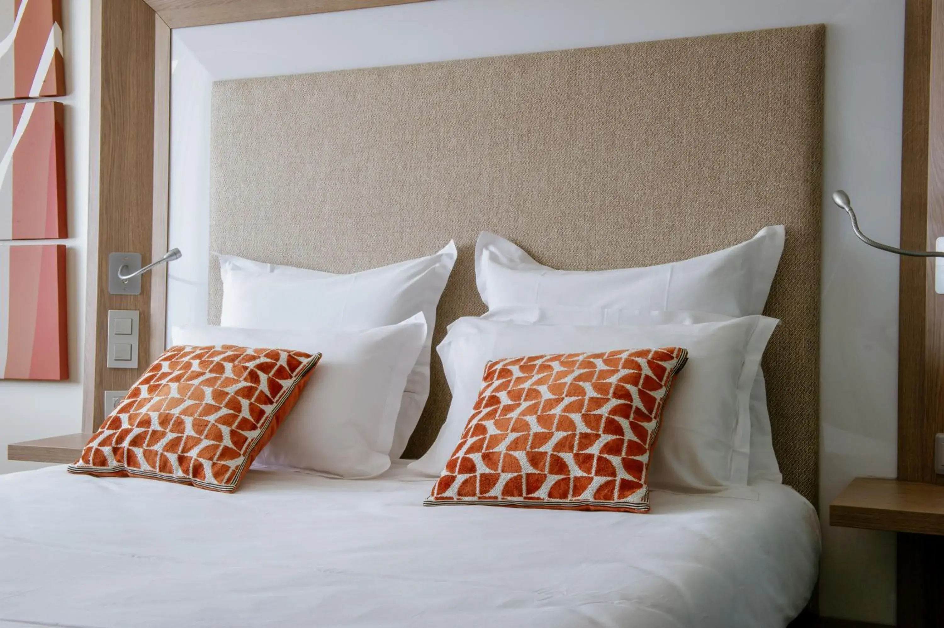 Classic Double Room with Sofa Bed in Novotel Lyon Confluence Classic Double Room with Sofa Bed in Novotel Lyon Confluence