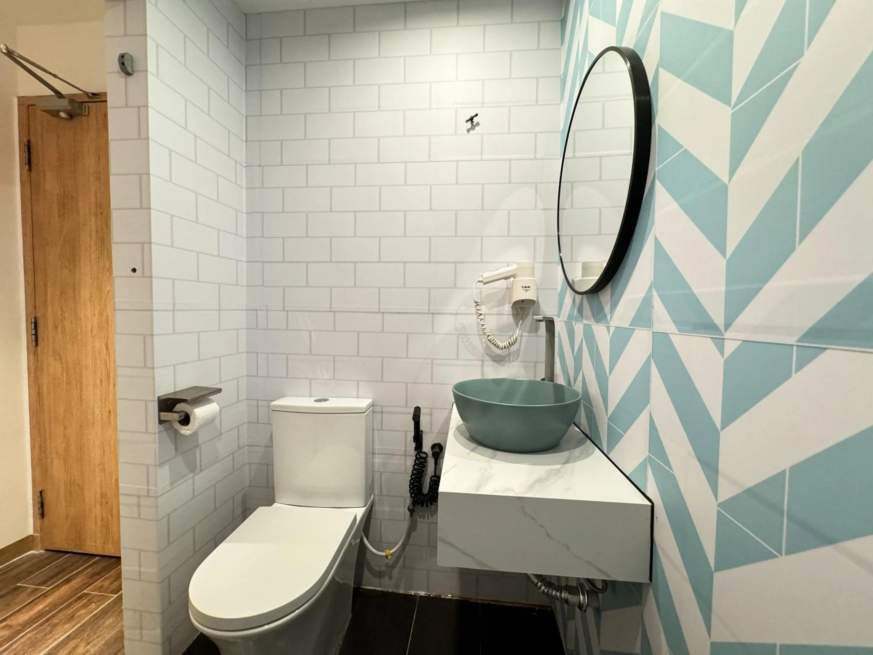 Bathroom in Apple 1 Hotel Queensbay