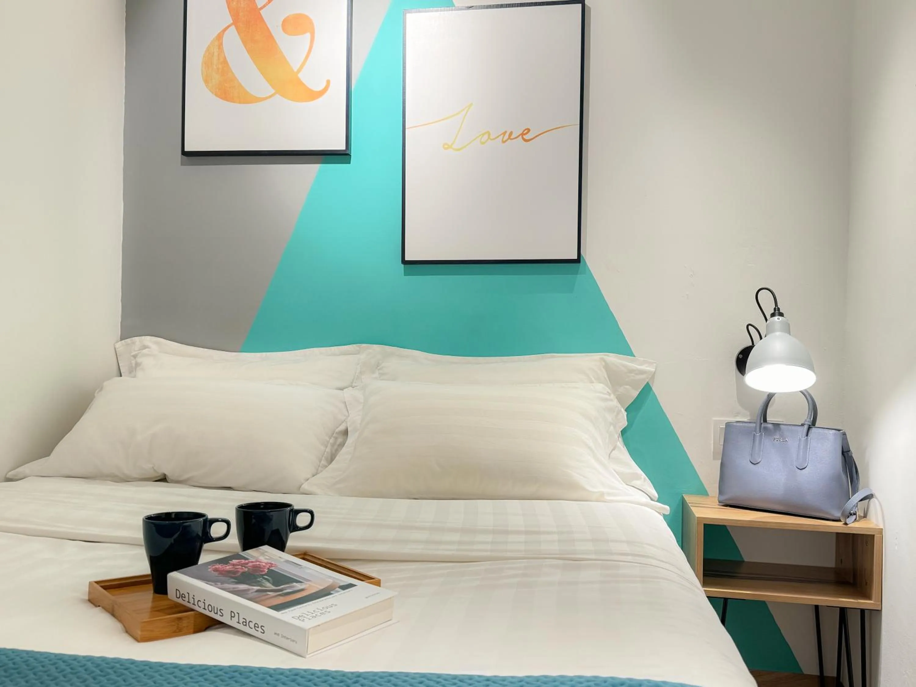 Bed in Apple 1 Hotel Queensbay