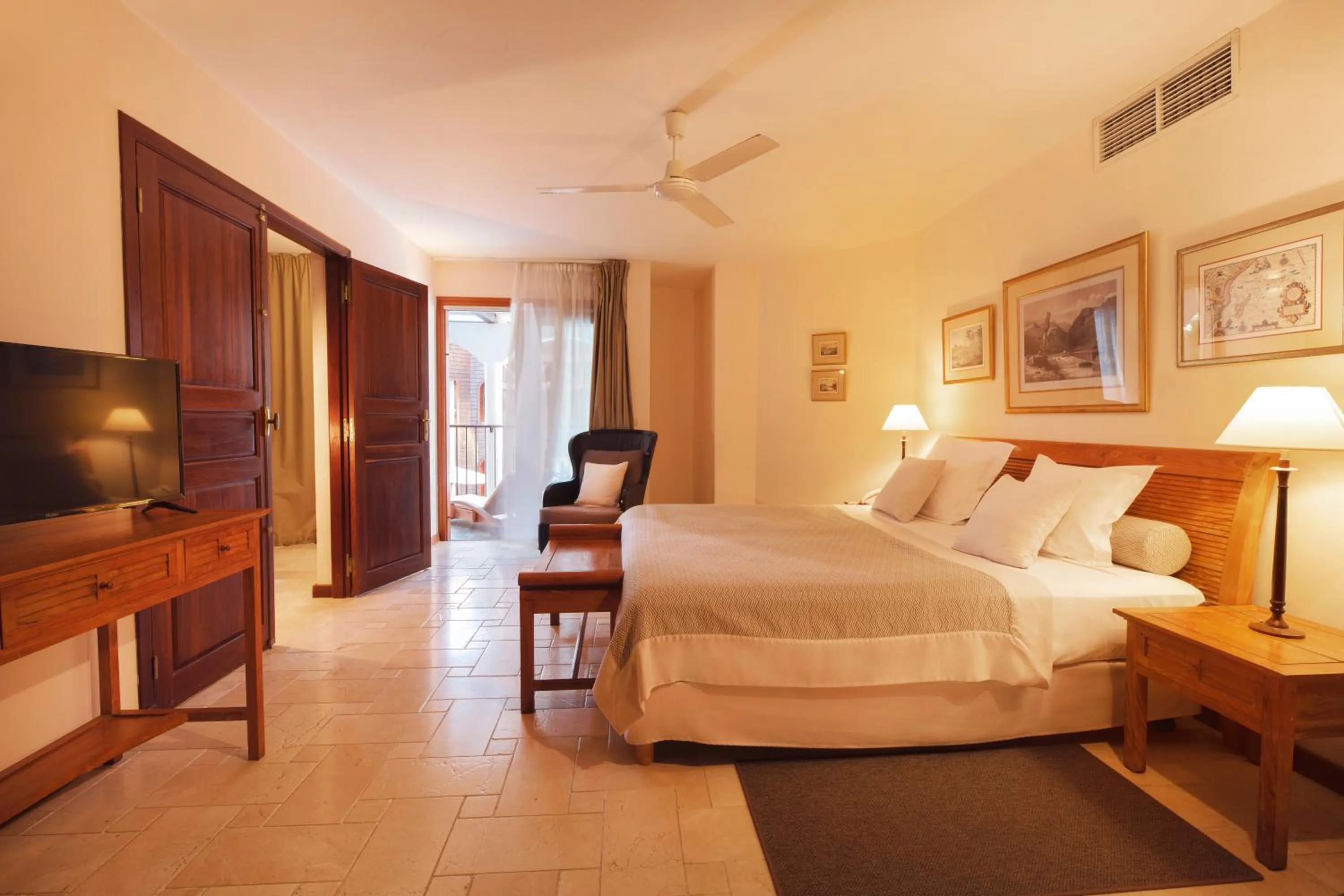 Bed in Le Saint Alexis **** Hotel & Spa