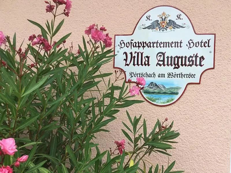 Property building in Villa Auguste