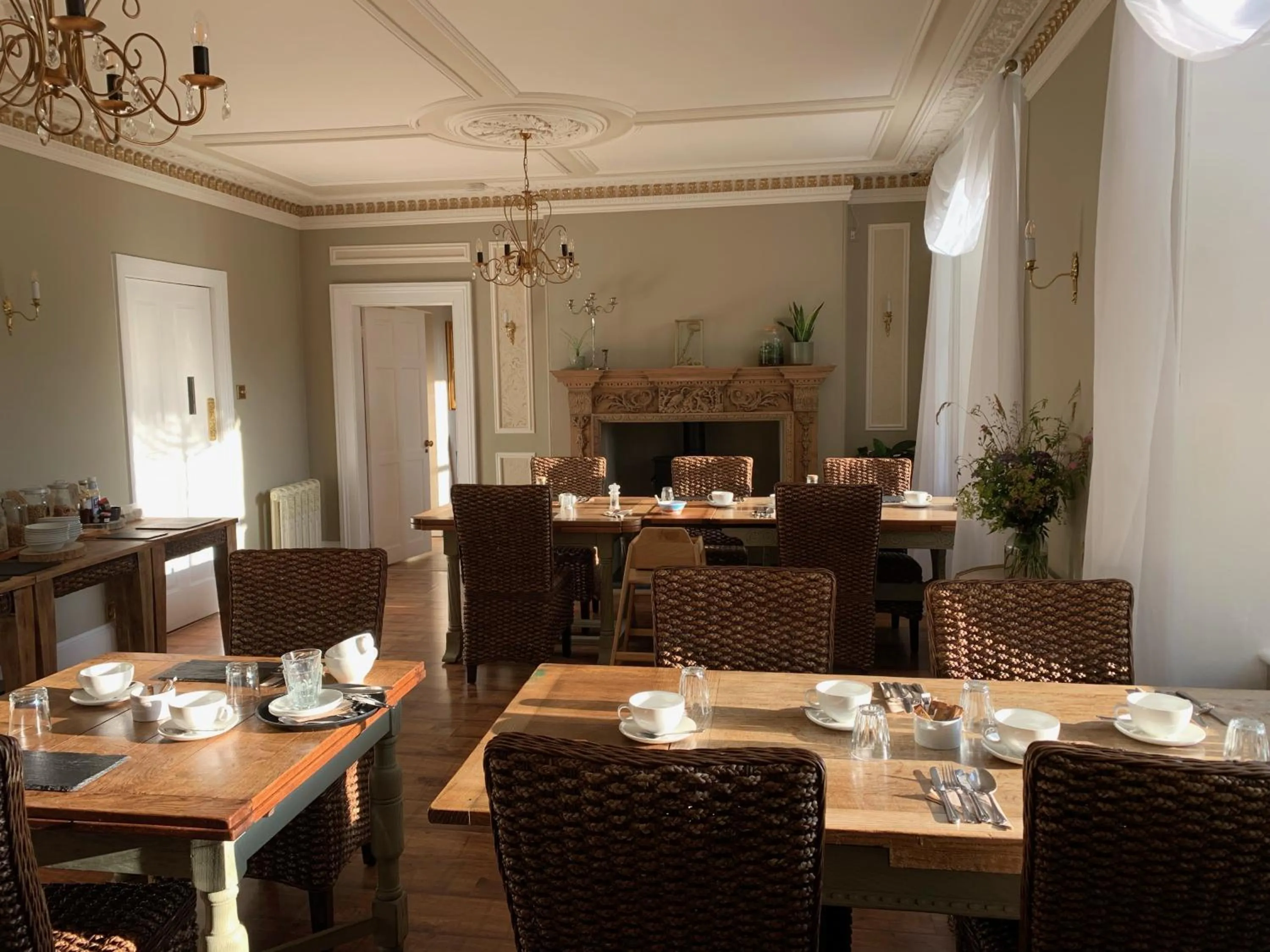 Breakfast in Lydford House