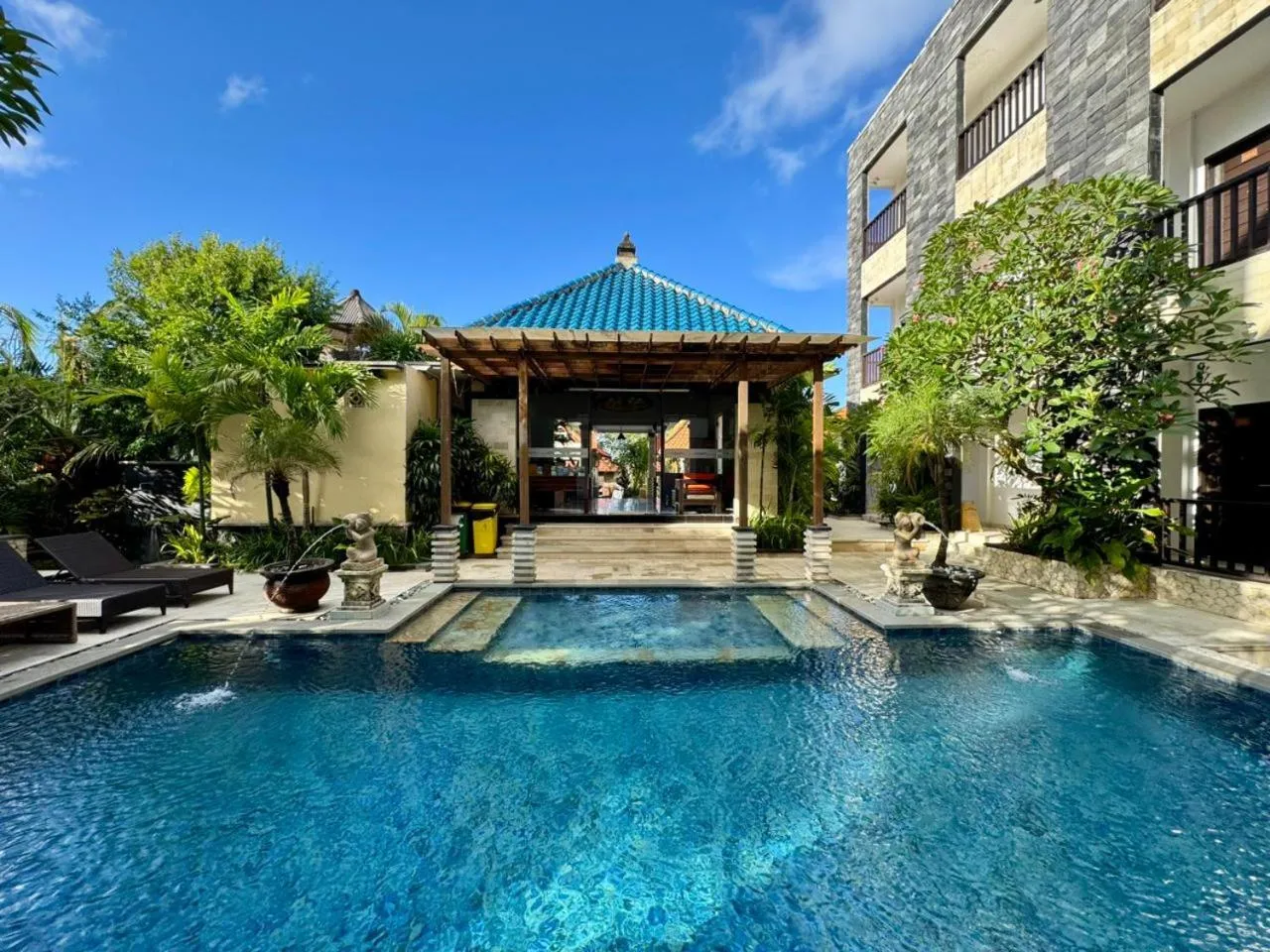 Property building in Mamo Hotel Uluwatu