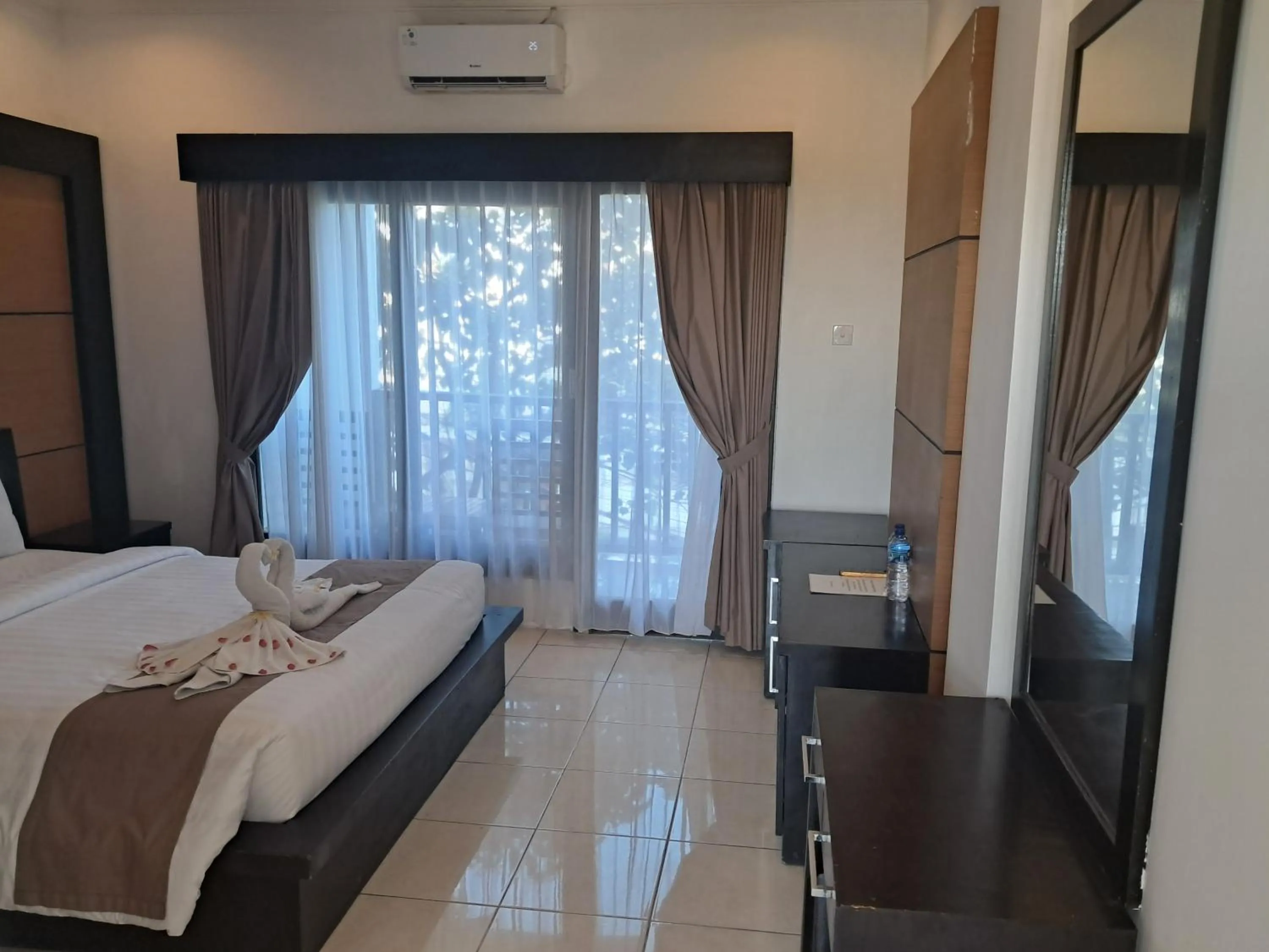 Bed in Mamo Hotel Uluwatu