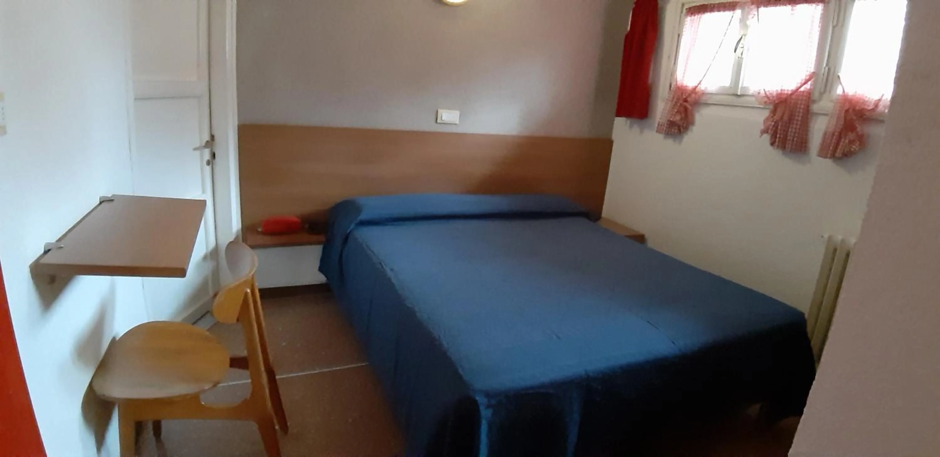 Photo of the whole room, Bed in Albergo Cioccarelli