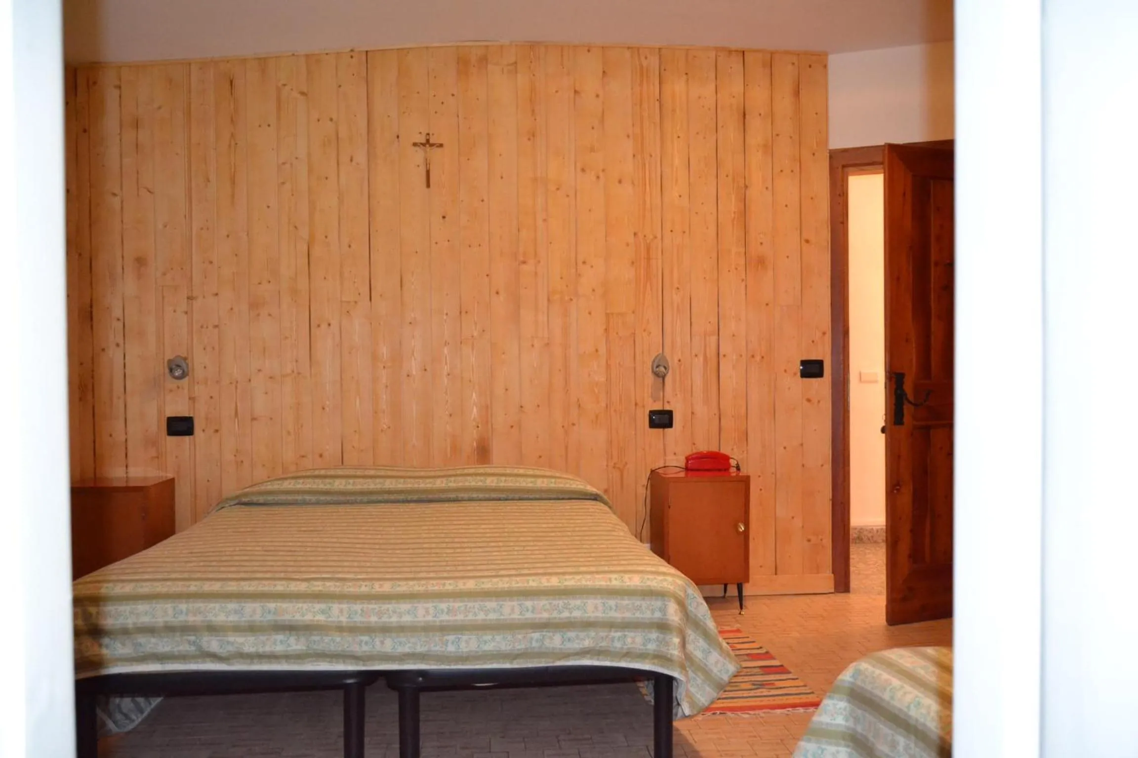 Photo of the whole room, Bed in Albergo Cioccarelli