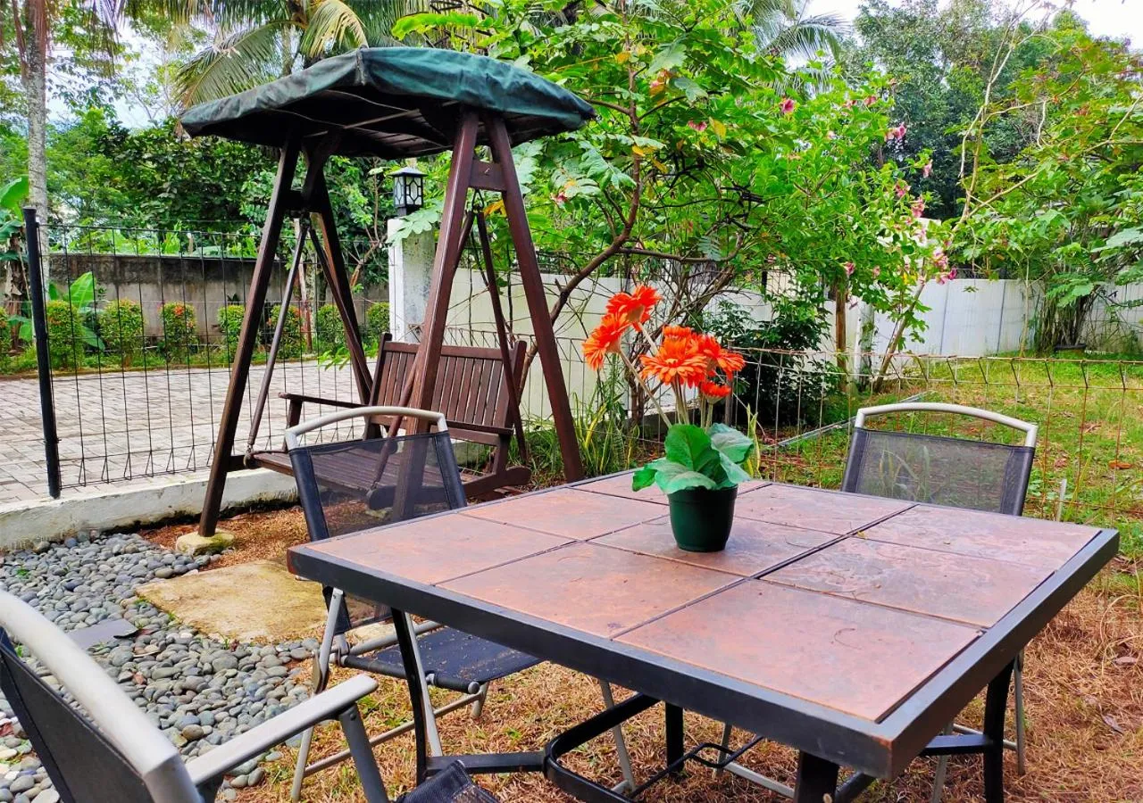 Area and facilities in Bakom Inn Syariah