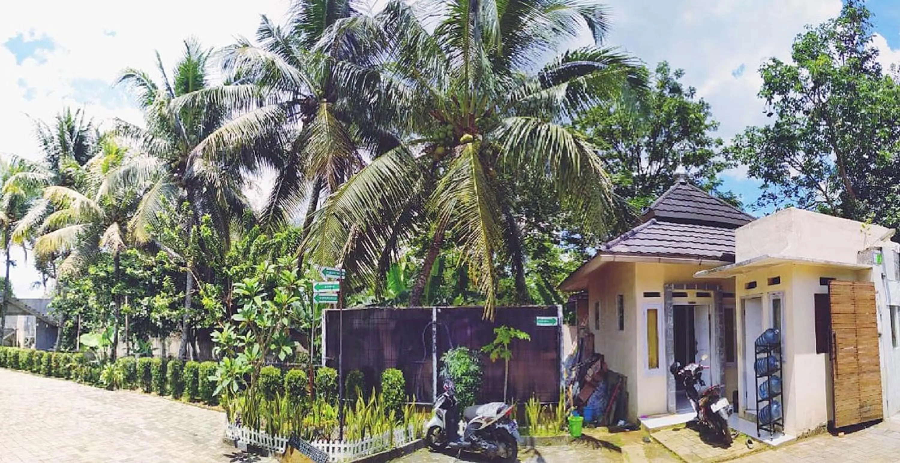 Place of worship in Bakom Inn Syariah