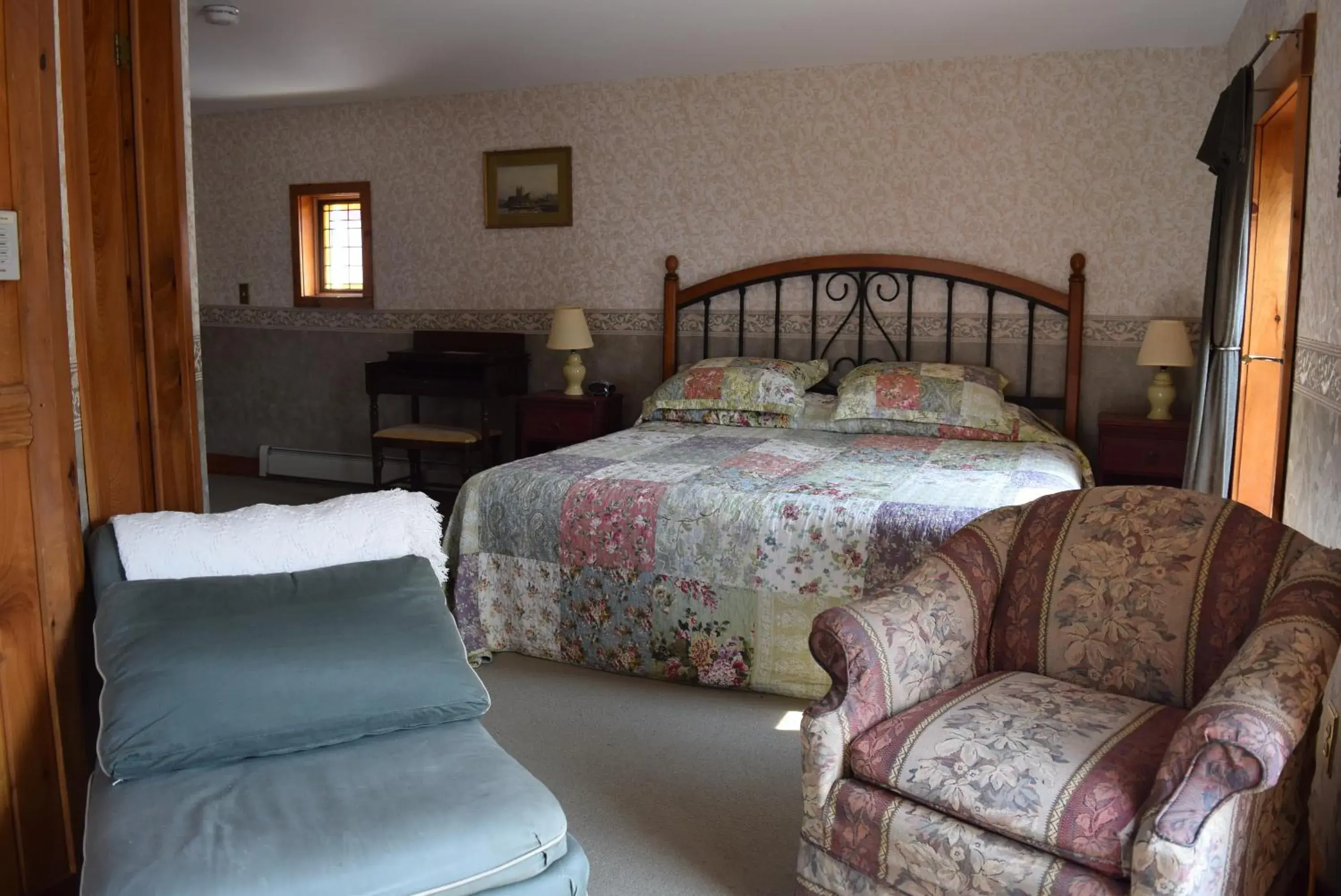 Standard Single Room in Black Lantern Inn Standard Single Room in Black Lantern Inn