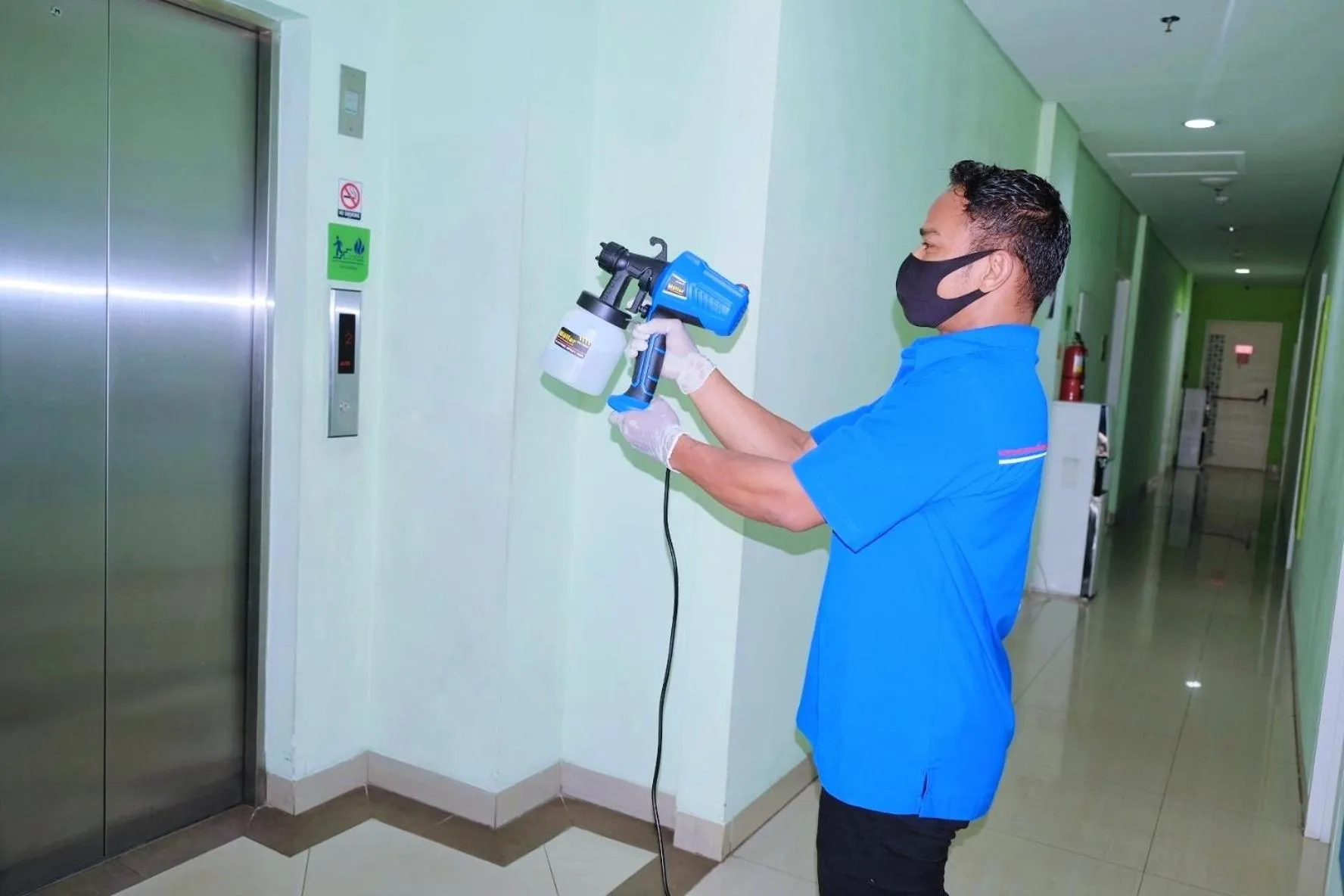 Staff in Cordex Hotel Ancol