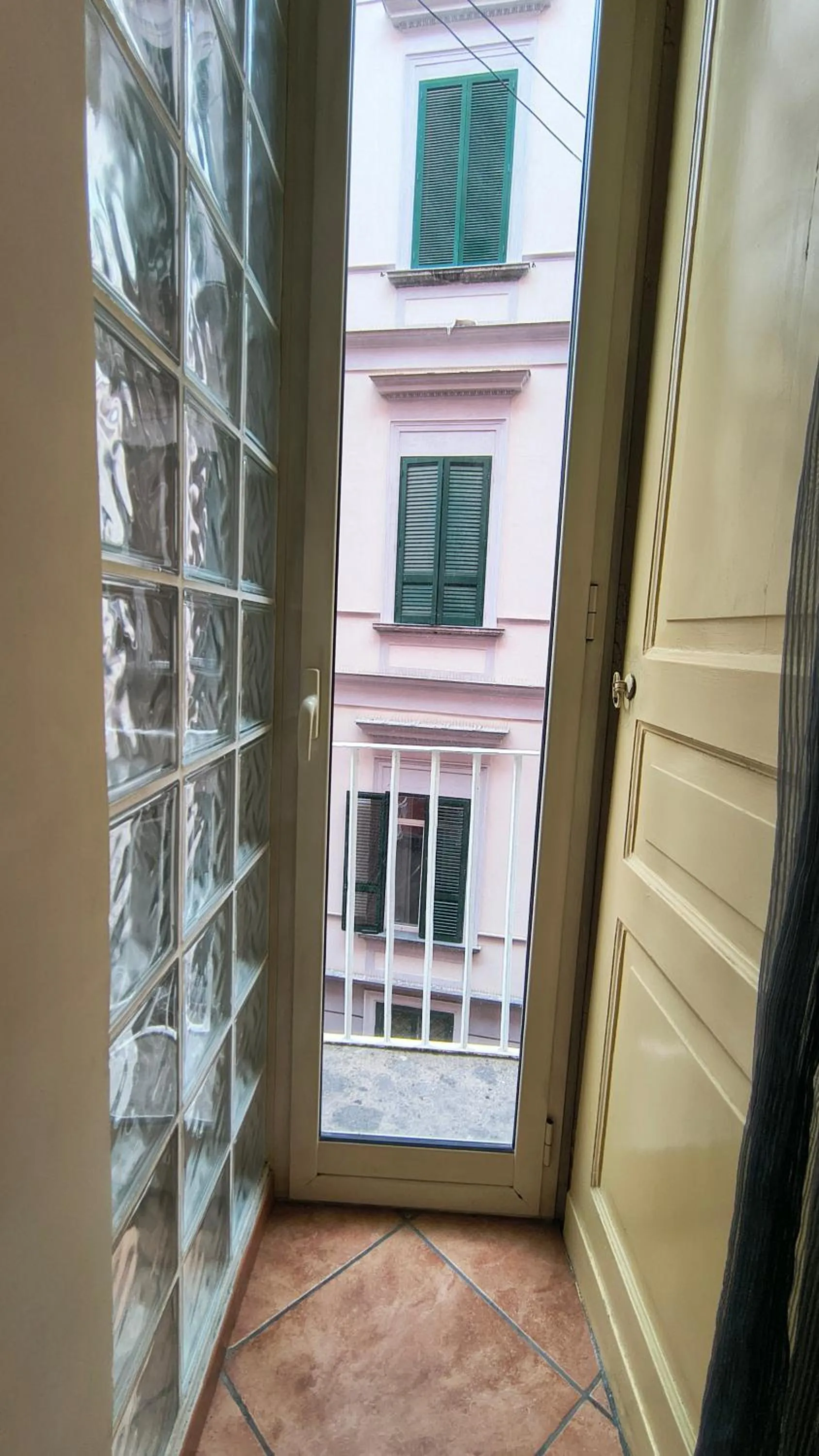 Balcony/Terrace in B&B Napoli Plebiscito