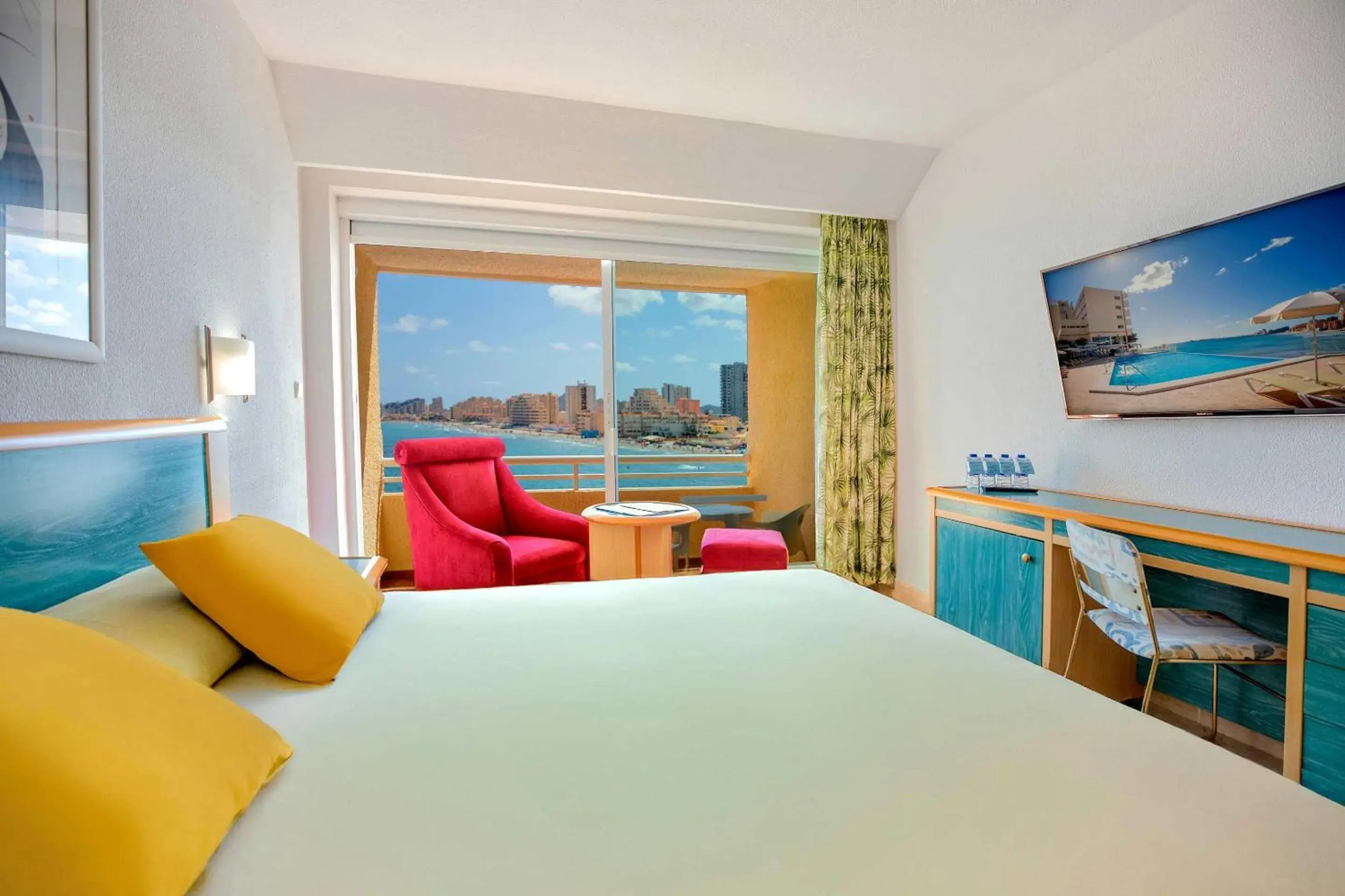 Family Room (2 Adults + 2 Children) in Hotel Servigroup Galua Family Room (2 Adults + 2 Children) in Hotel Servigroup Galua