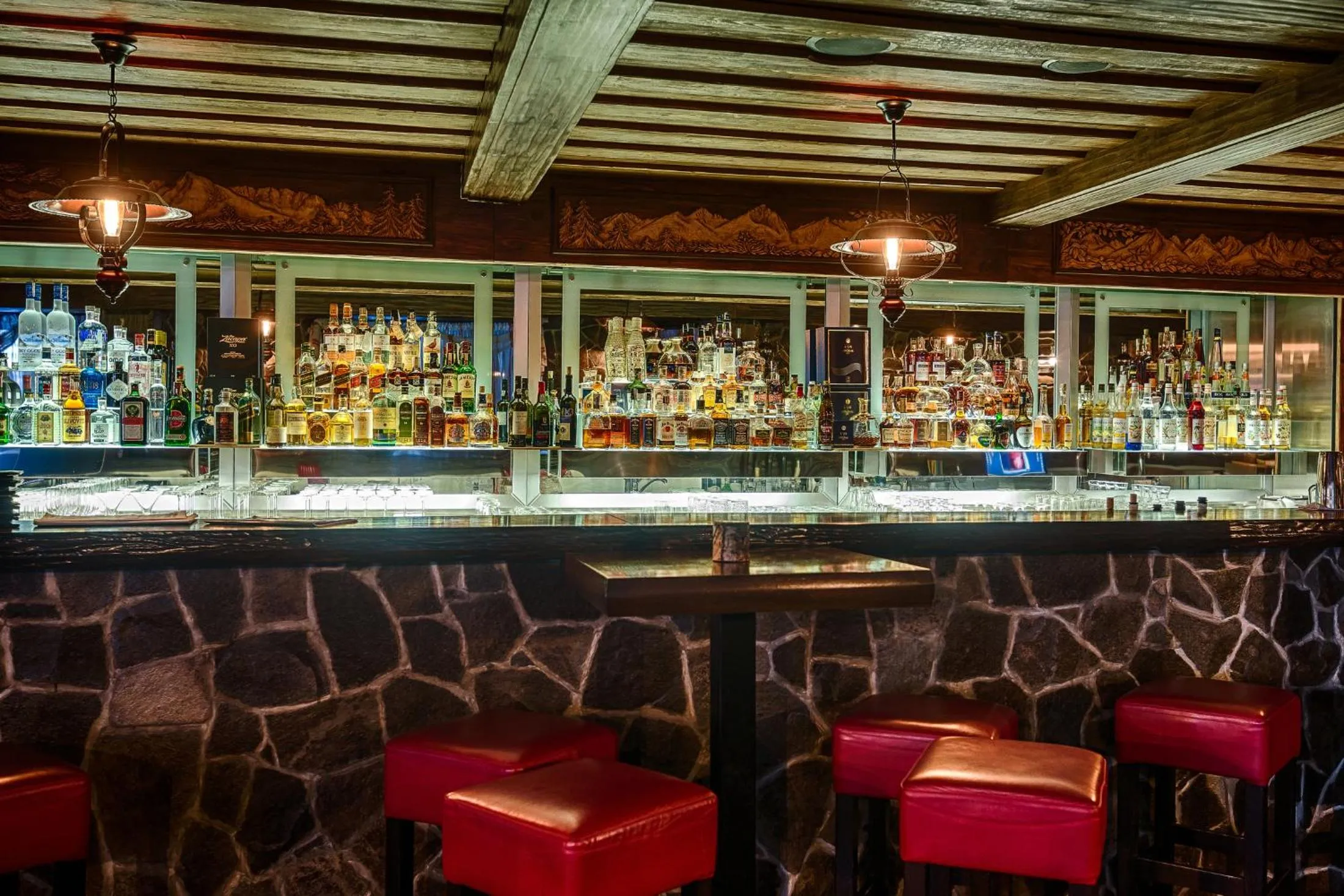 Lounge or bar in APLEND Wellness Hotel Borovica