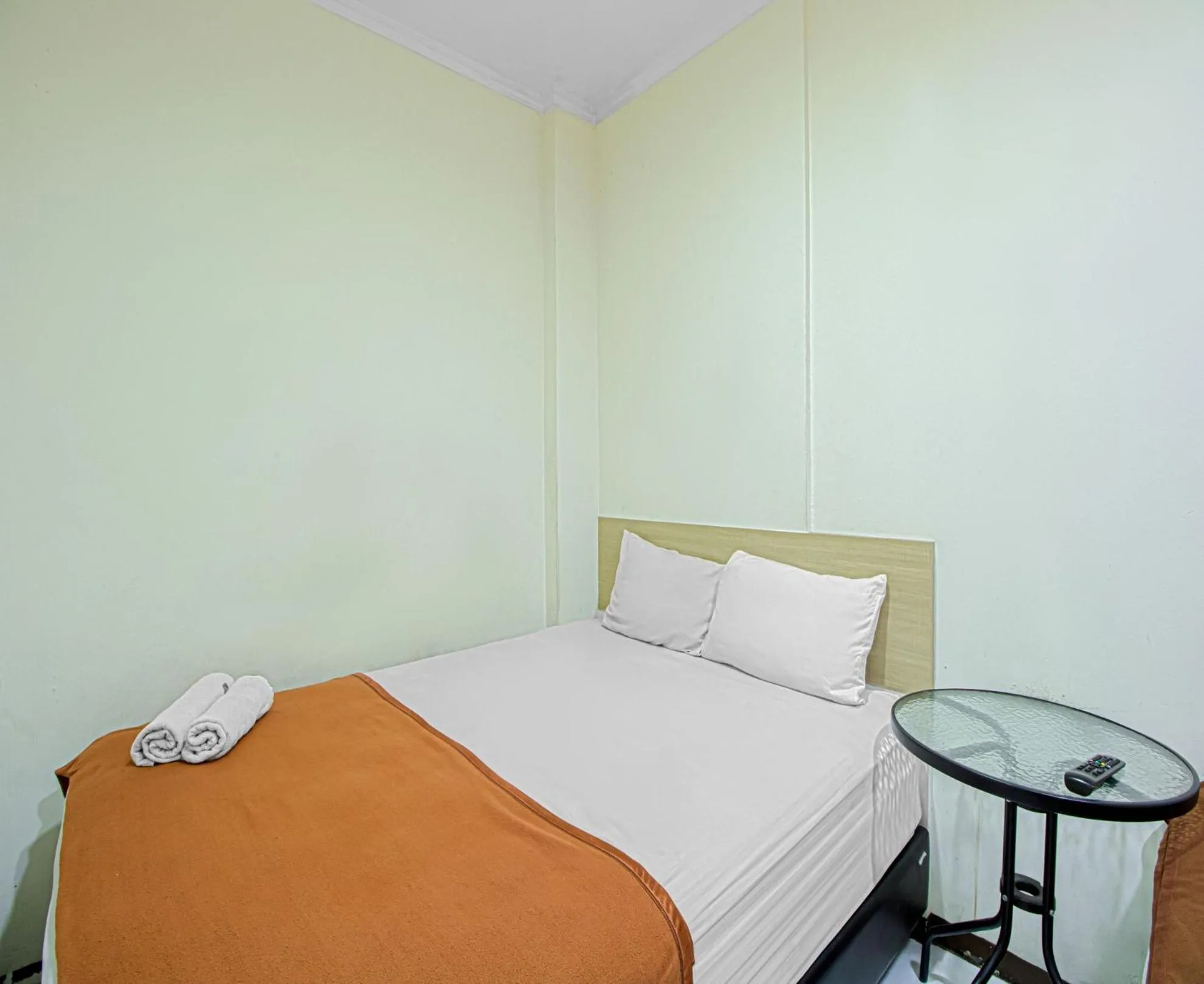 Bedroom, Bed in Bantal Guling Alun Alun Bandung